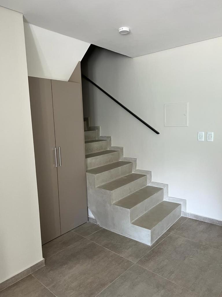 Three-Bedroom House photo 3
