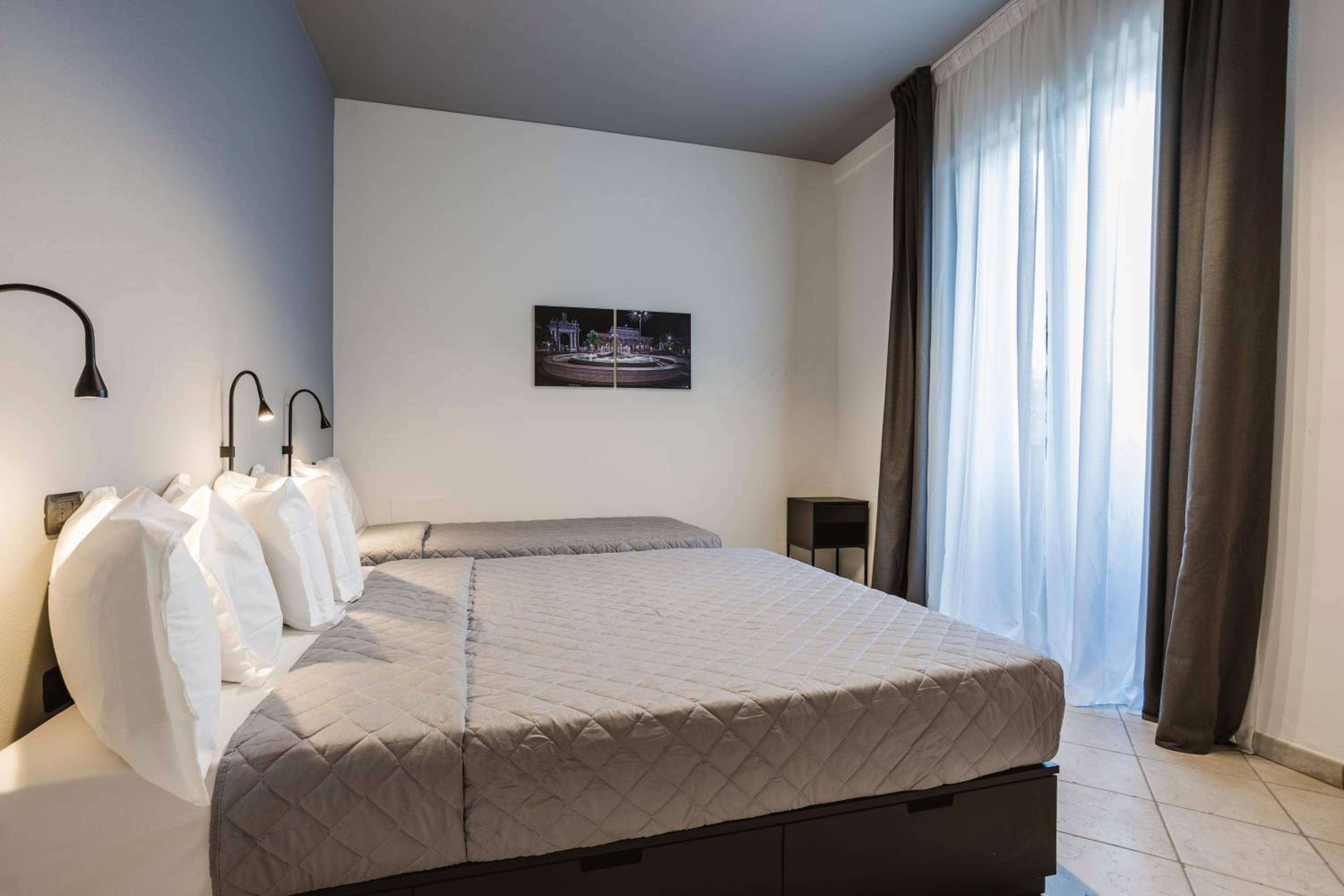One Bedroom Superior Apartment photo 2