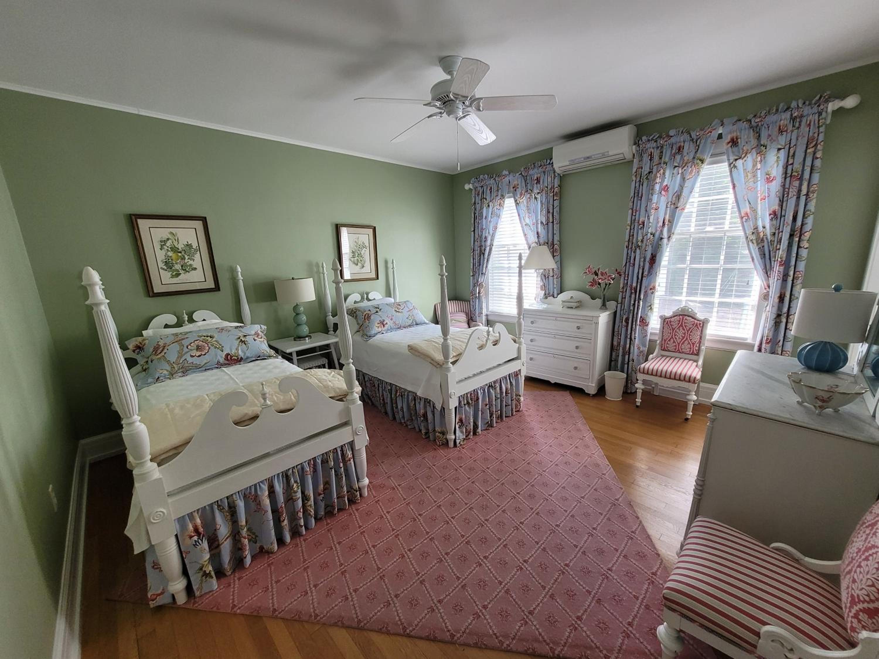 Double or Twin Room with Private Bathroom photo 1