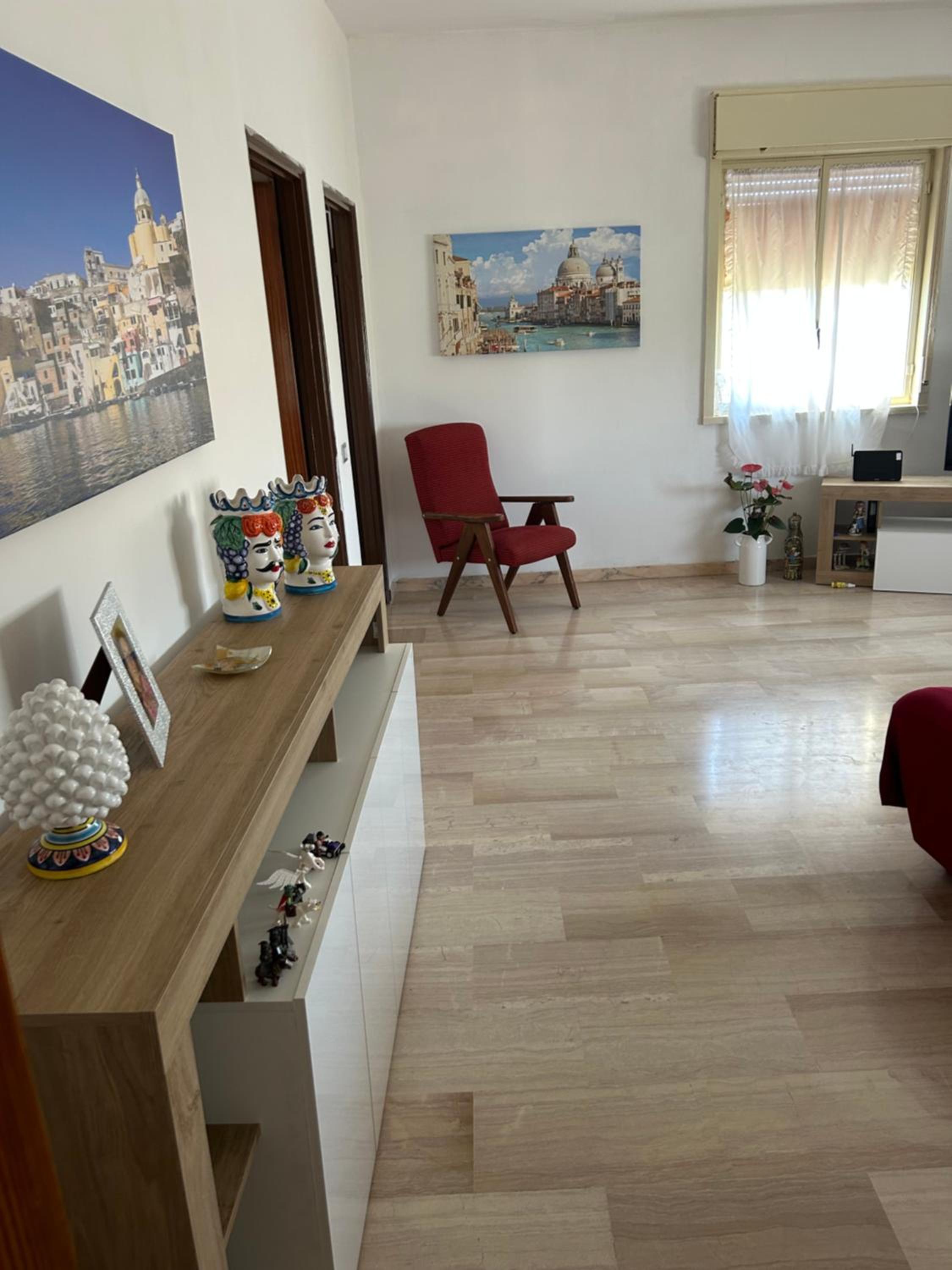 Deluxe Family Room photo 2
