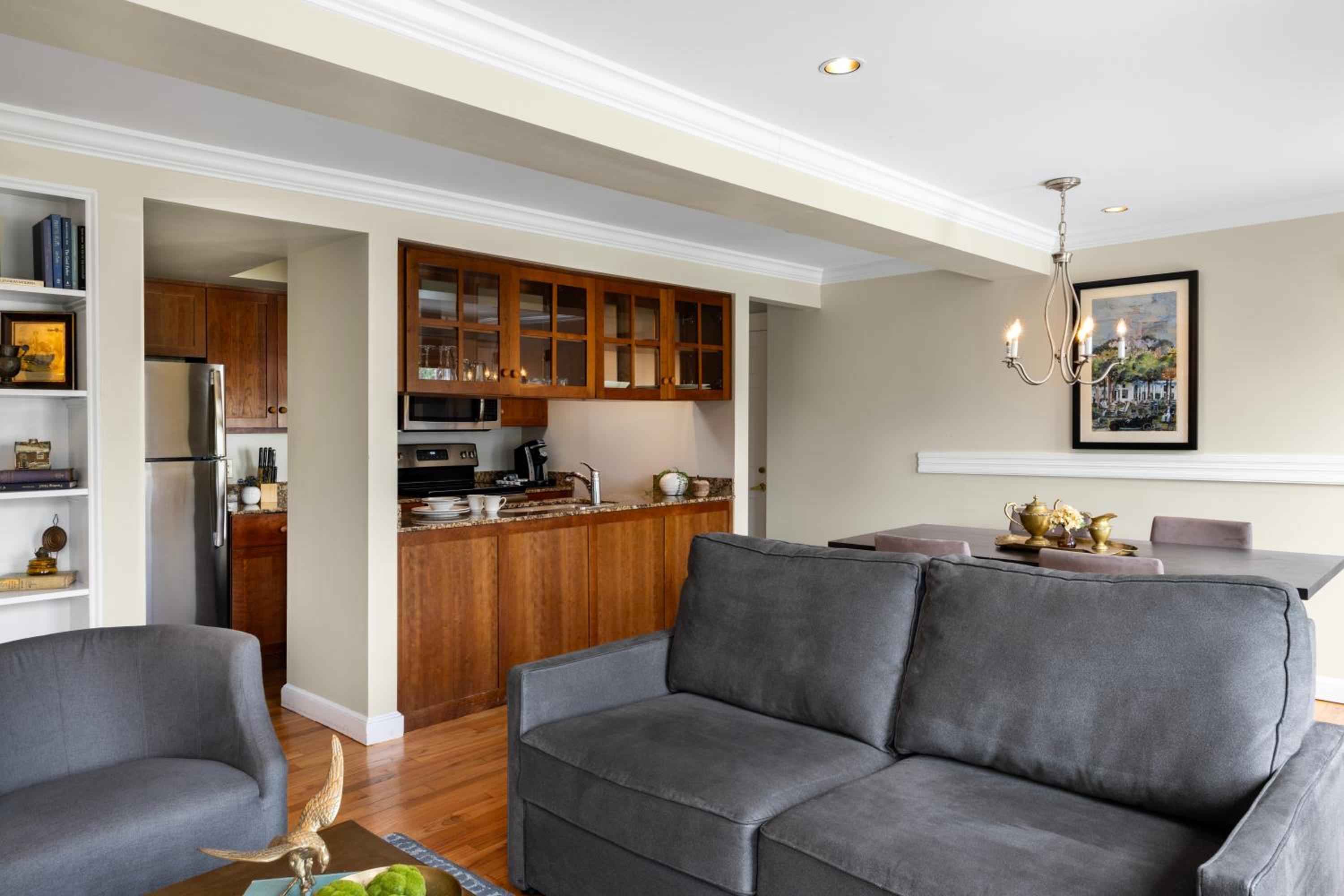 Orvis Inn Deluxe Queen Suite - Photo 1