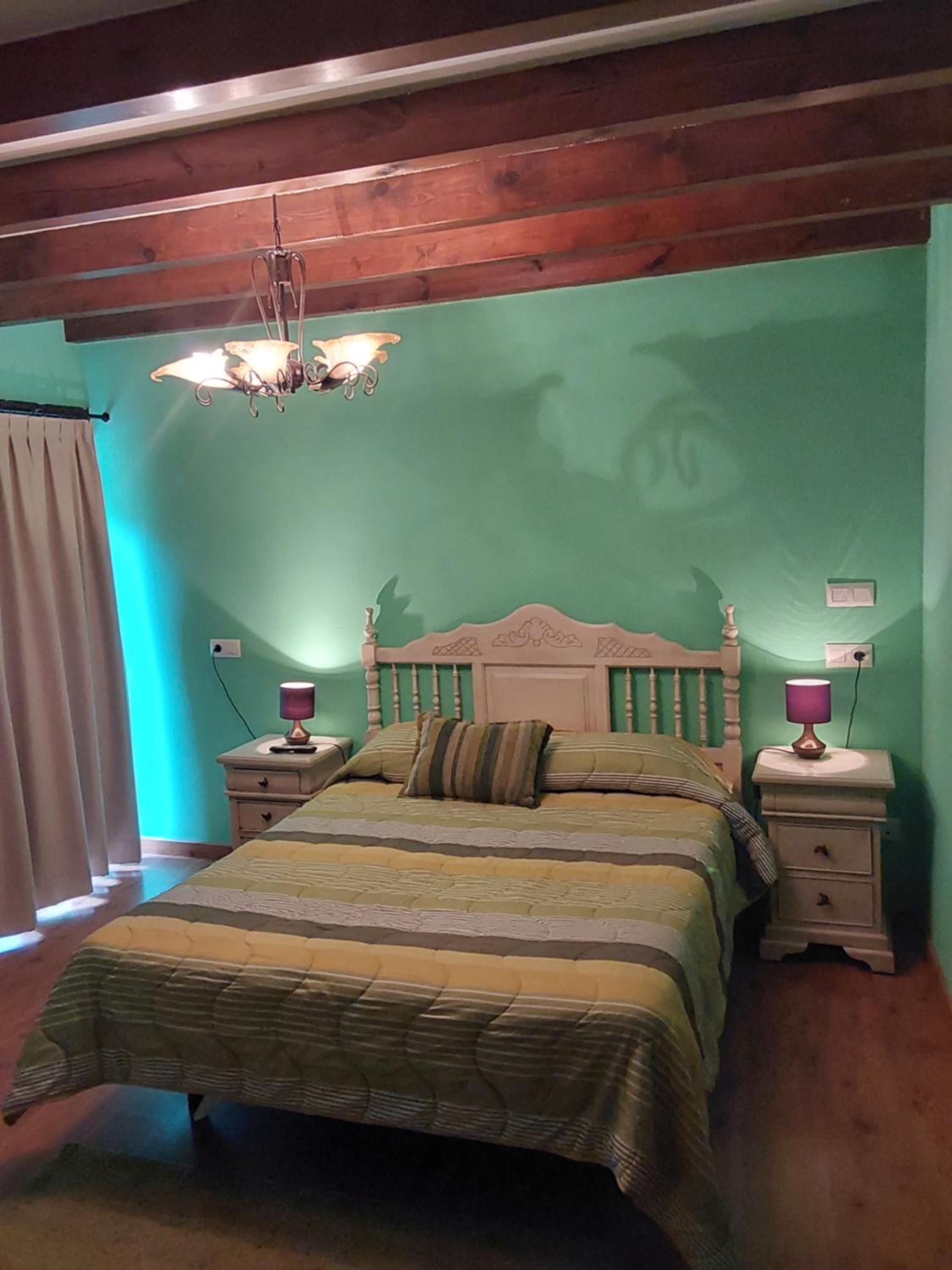 Large Single Room photo 3