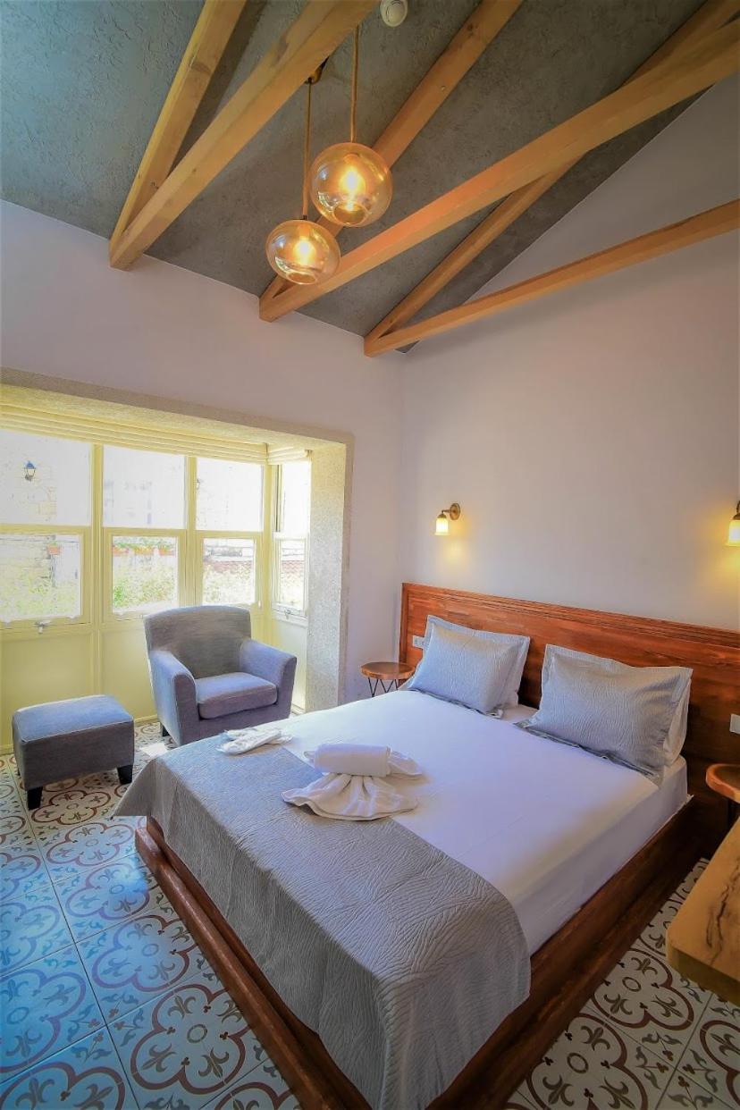 Executive Suite - Photo 3