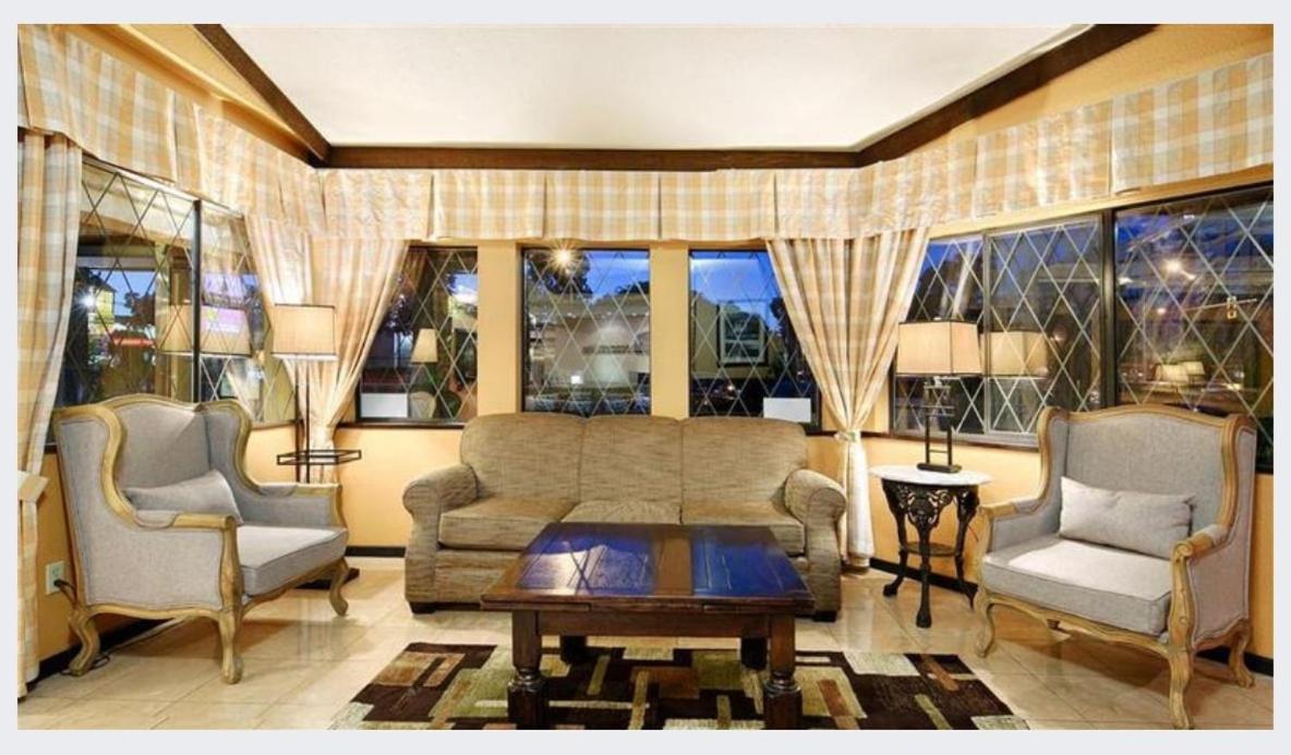 Double Room with Two Double Beds - Non-Smoking - Photo 5