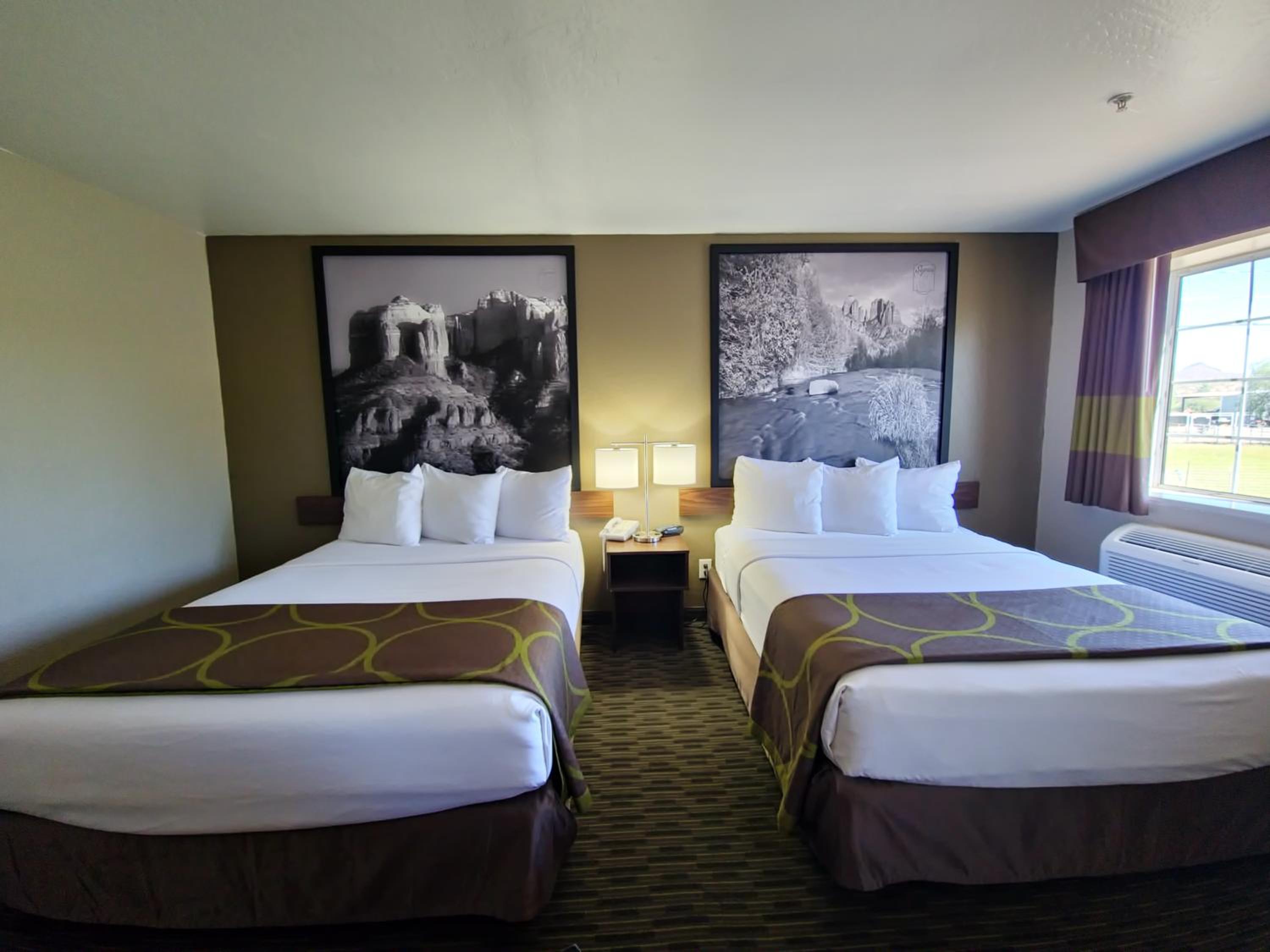 Studio Queen Suite with Two Queen Beds - Non-Smoking - Photo 5