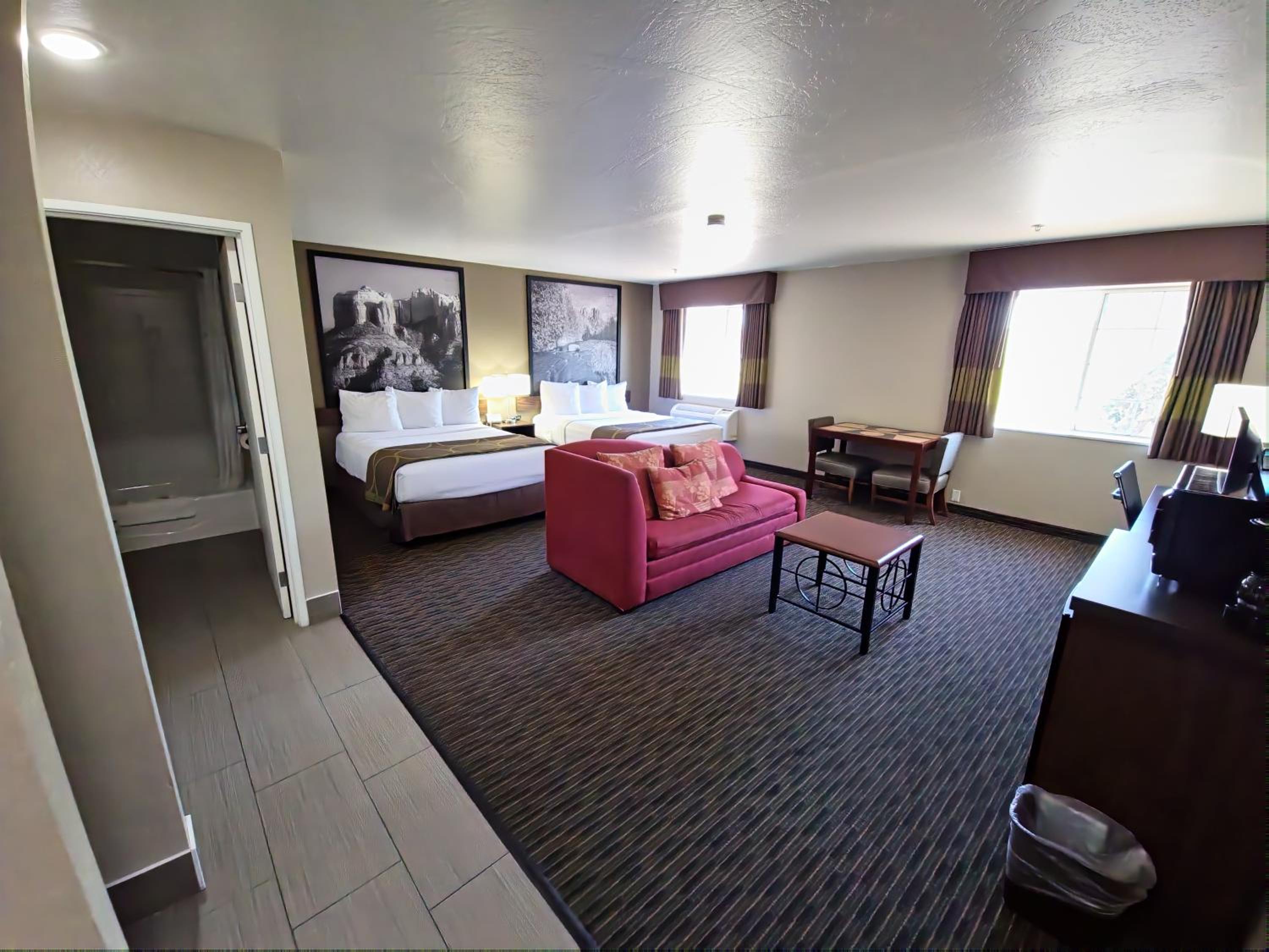 Studio Suite with Two King Beds - Non-Smoking - Photo 17