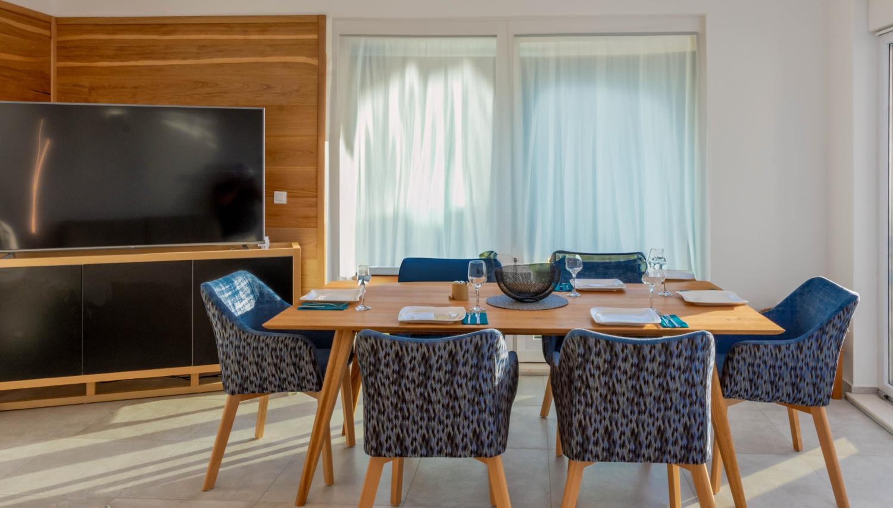 Villa with Sea View photo 2