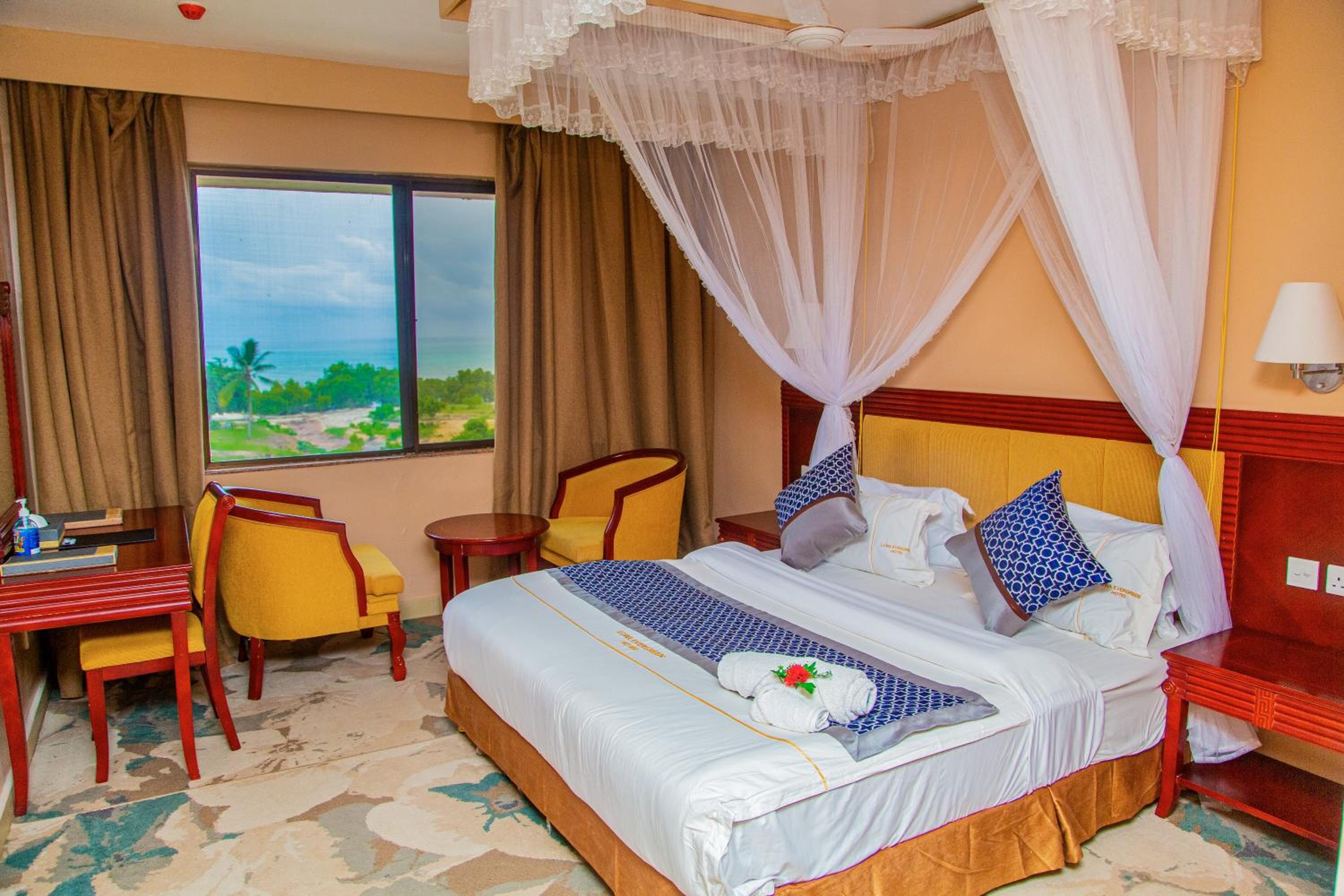 King Suite with Sea View photo 3