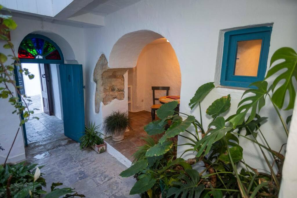Casa de cuatro habitaciones