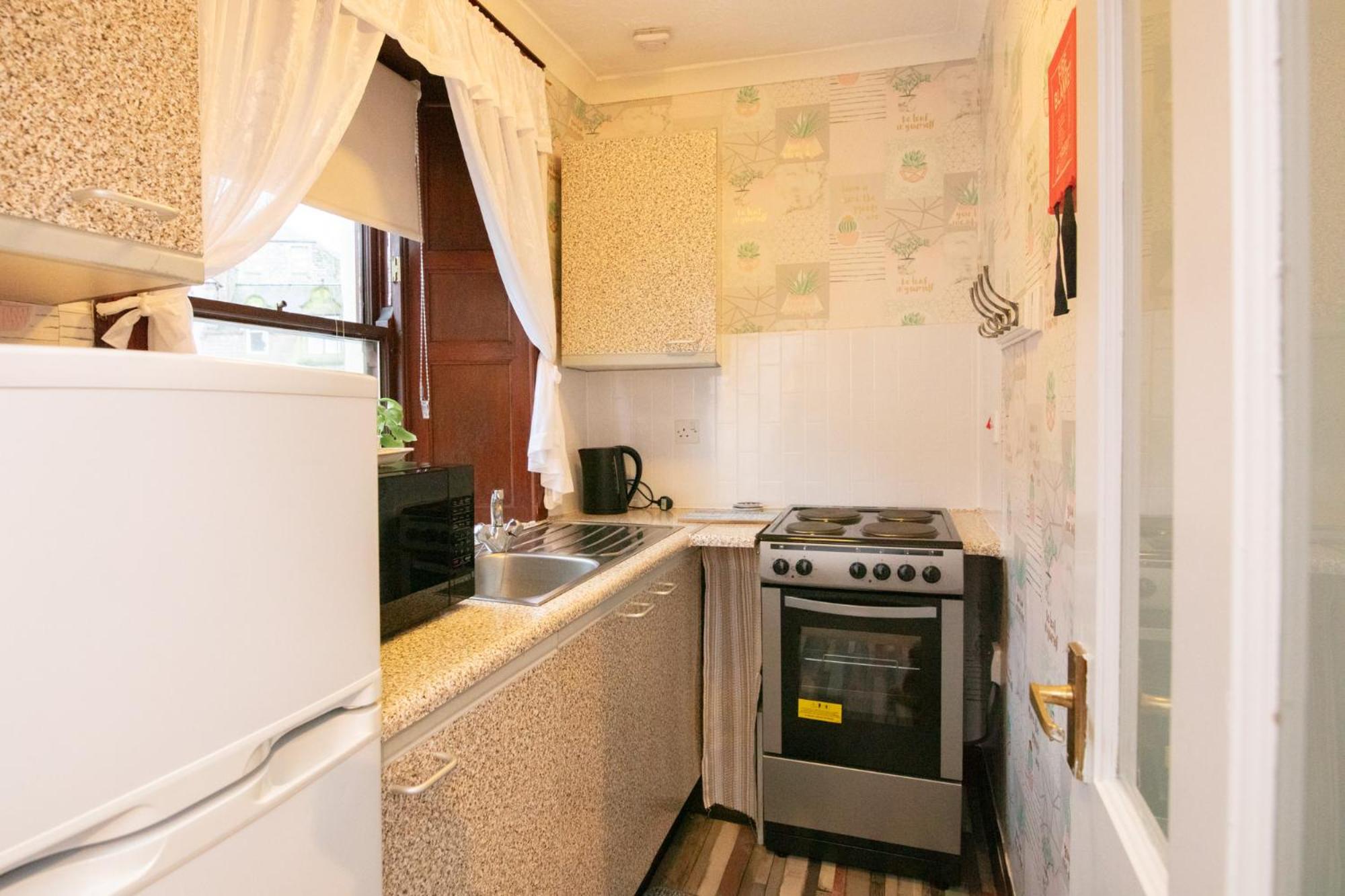 One-Bedroom Apartment - Photo 16