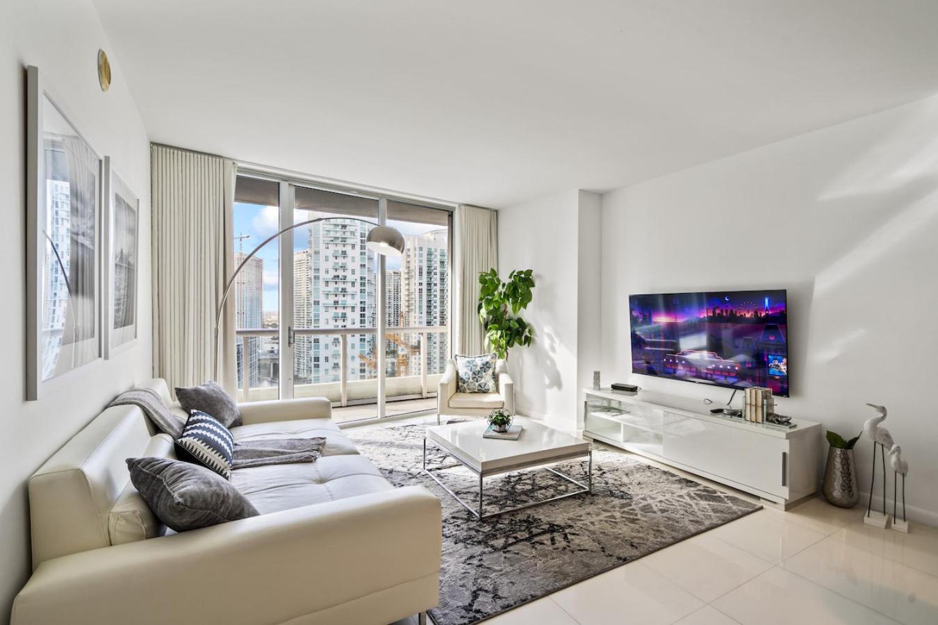 Apartment photo 1