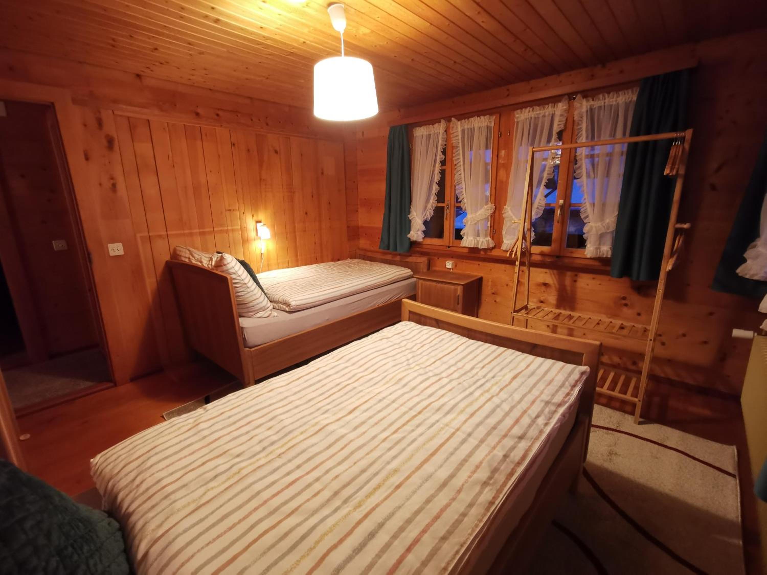 Holiday Home with bathroom photo 2