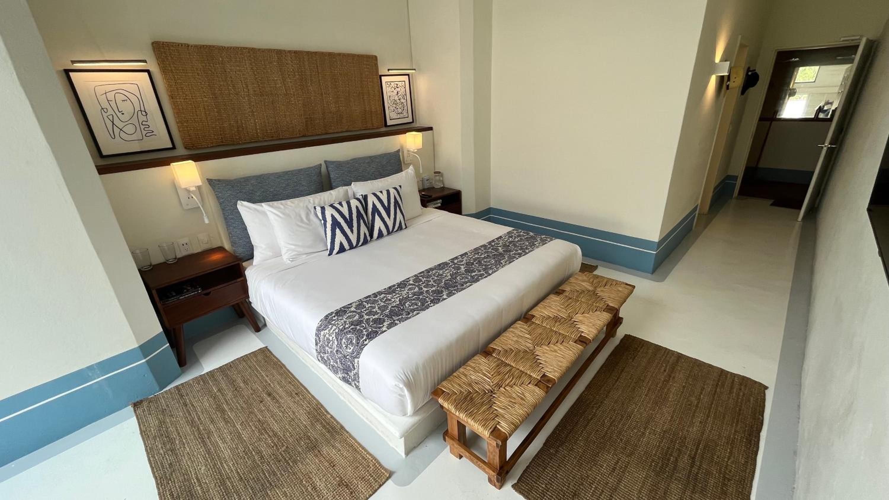 King Room with Mountain View