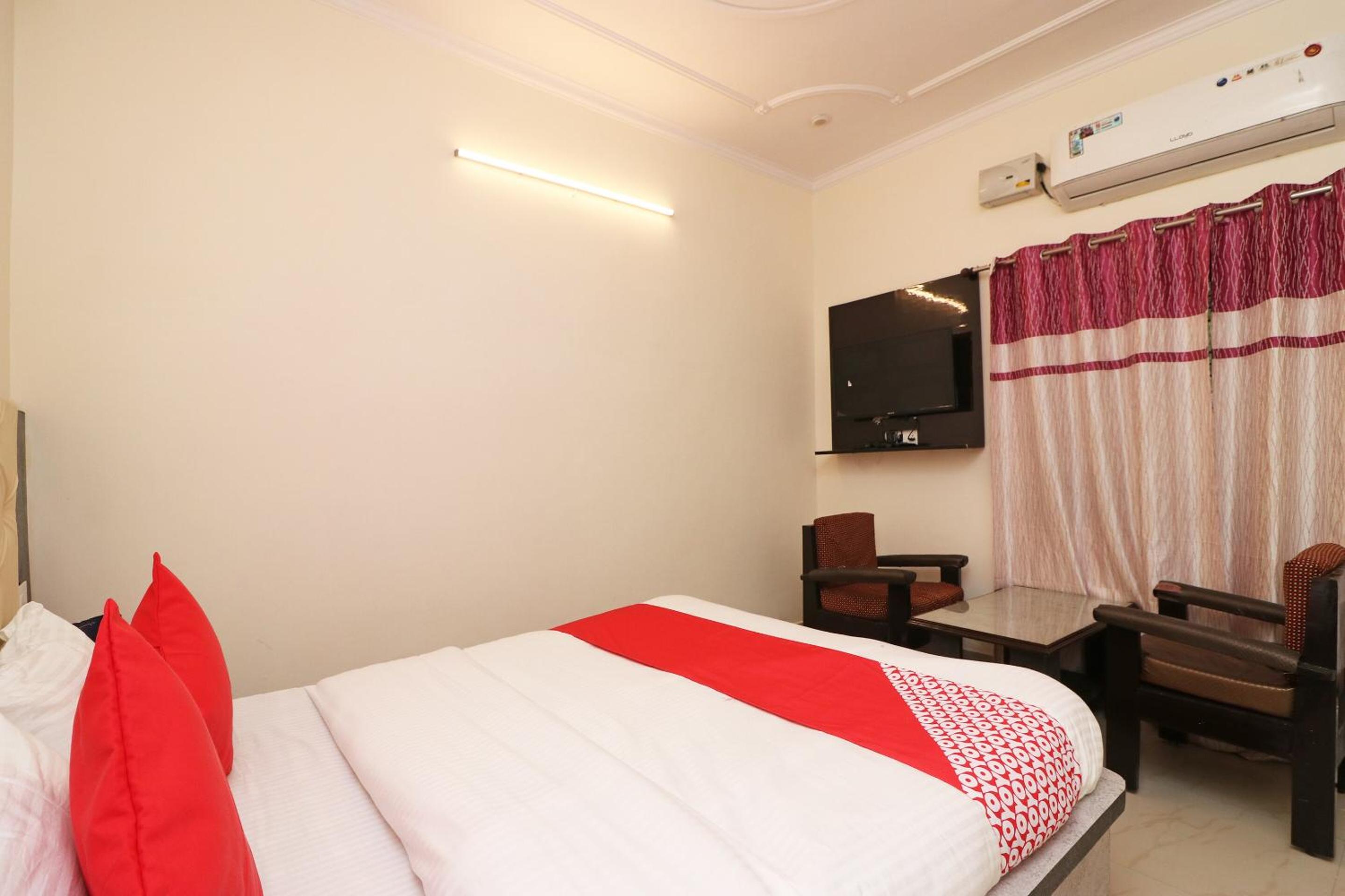 Standard Double Room photo 3