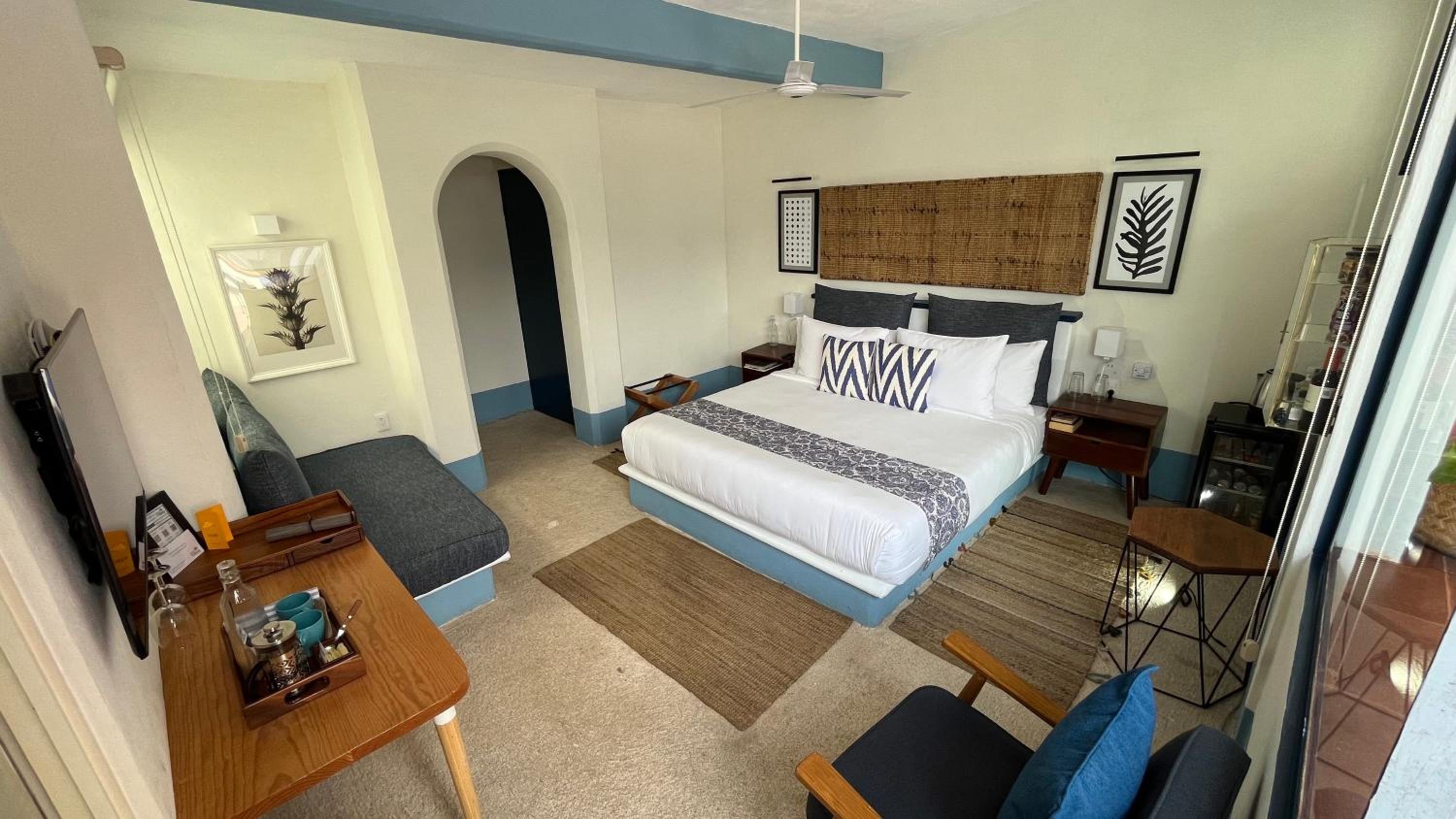 King Room with Mountain View