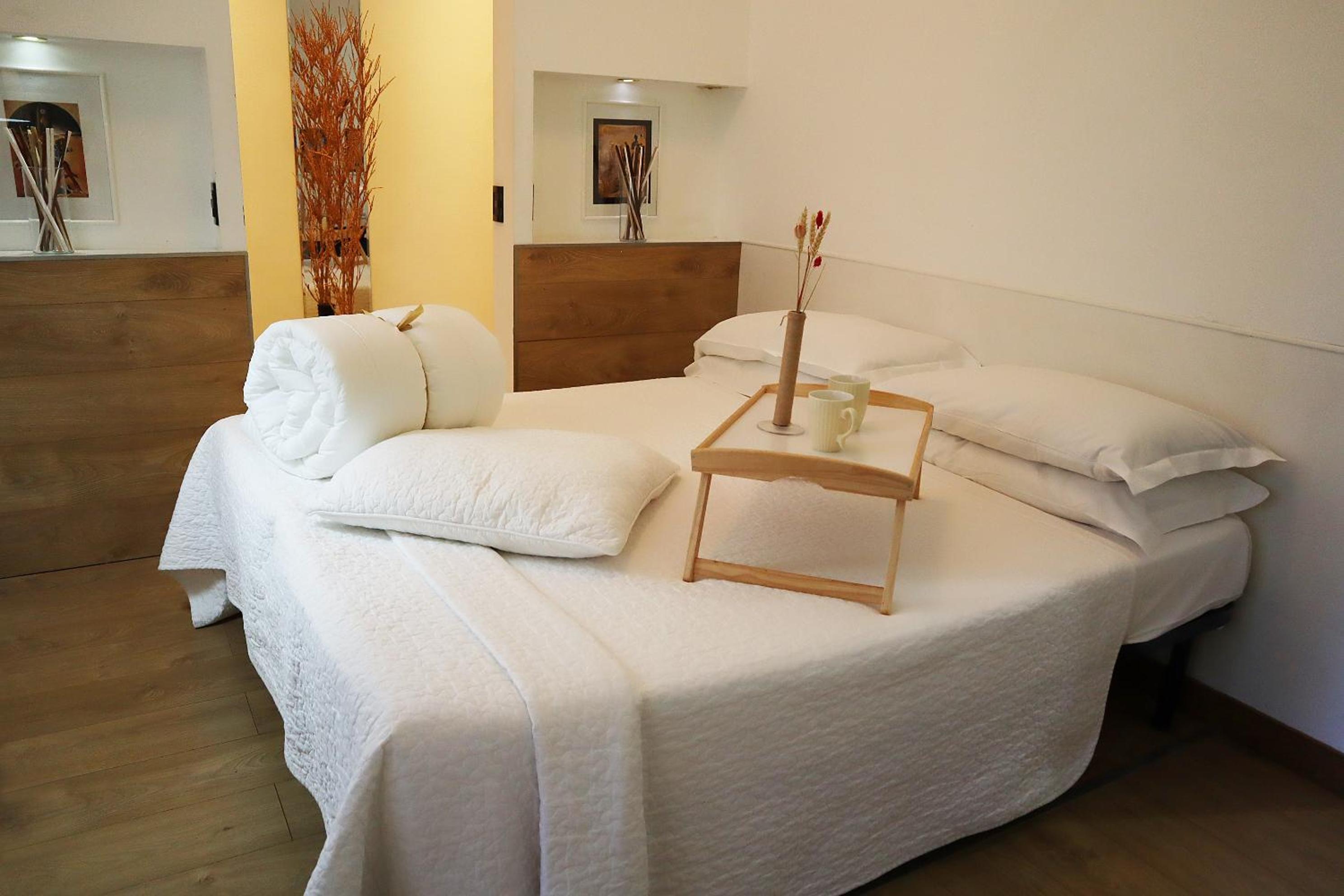 Twin Room with Terrace - Photo 14