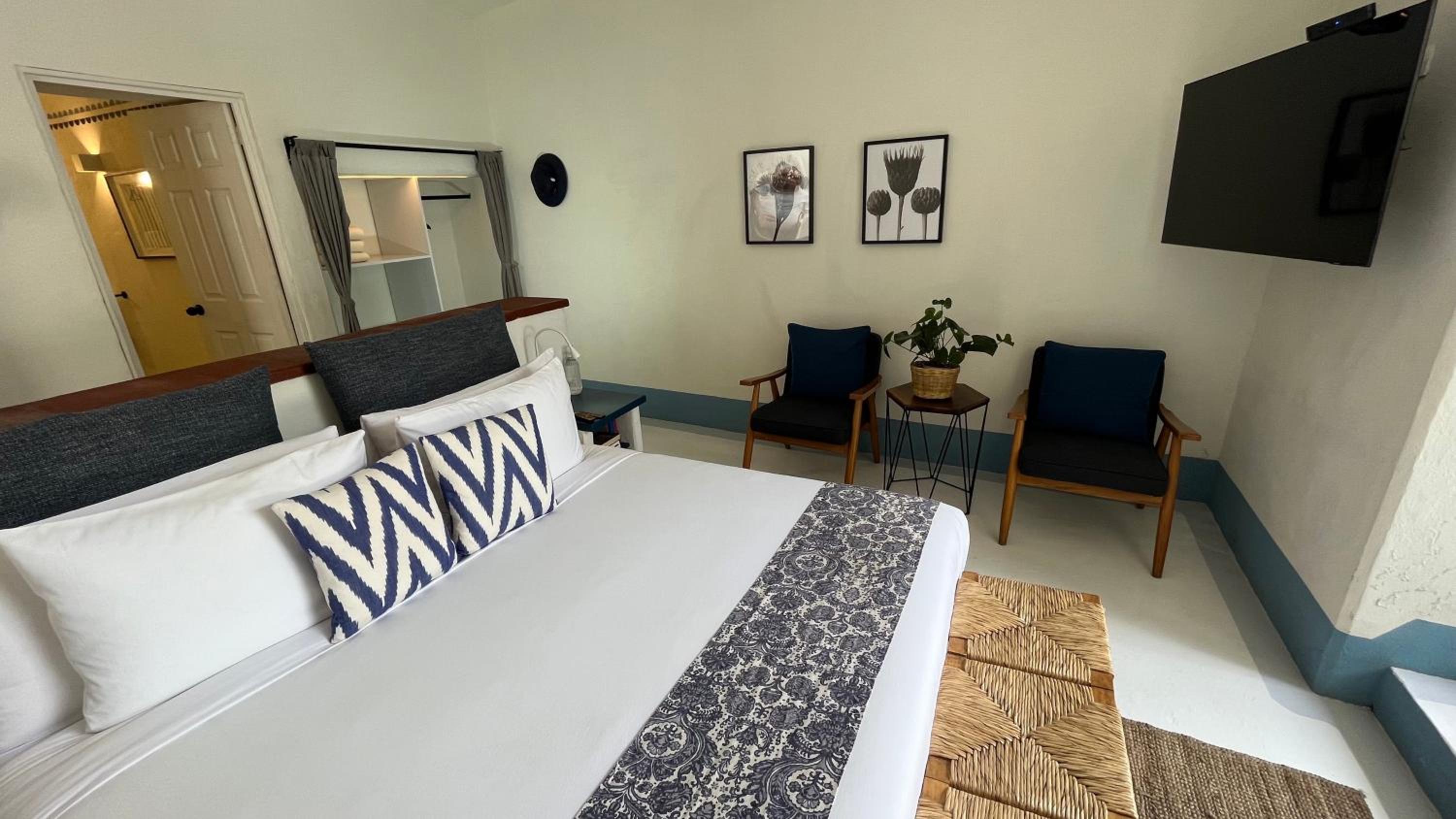 King Room with Mountain View