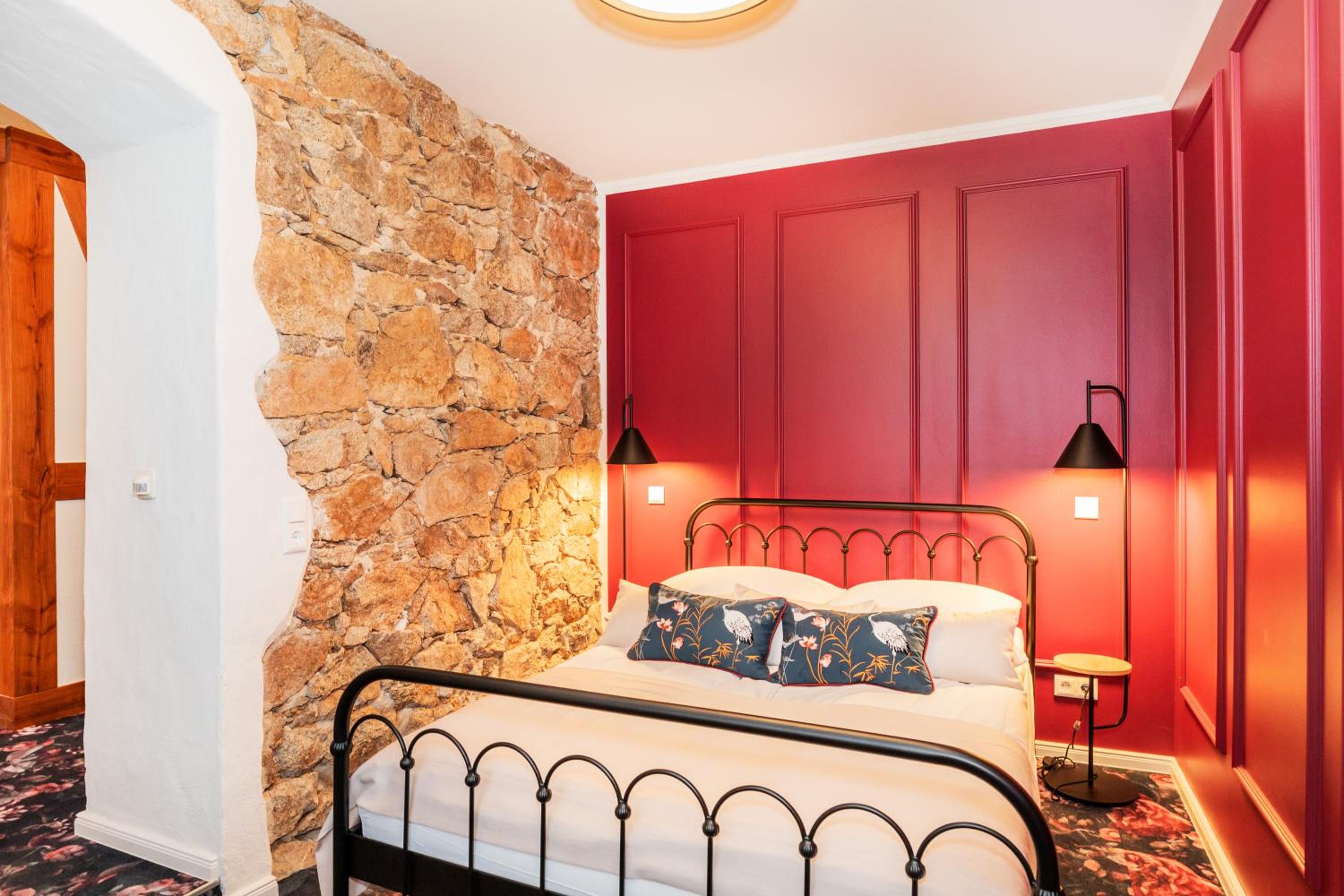 Standard Queen Room - Photo 1