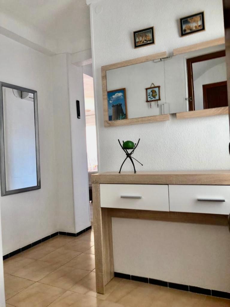 Three-Bedroom Apartment photo 2
