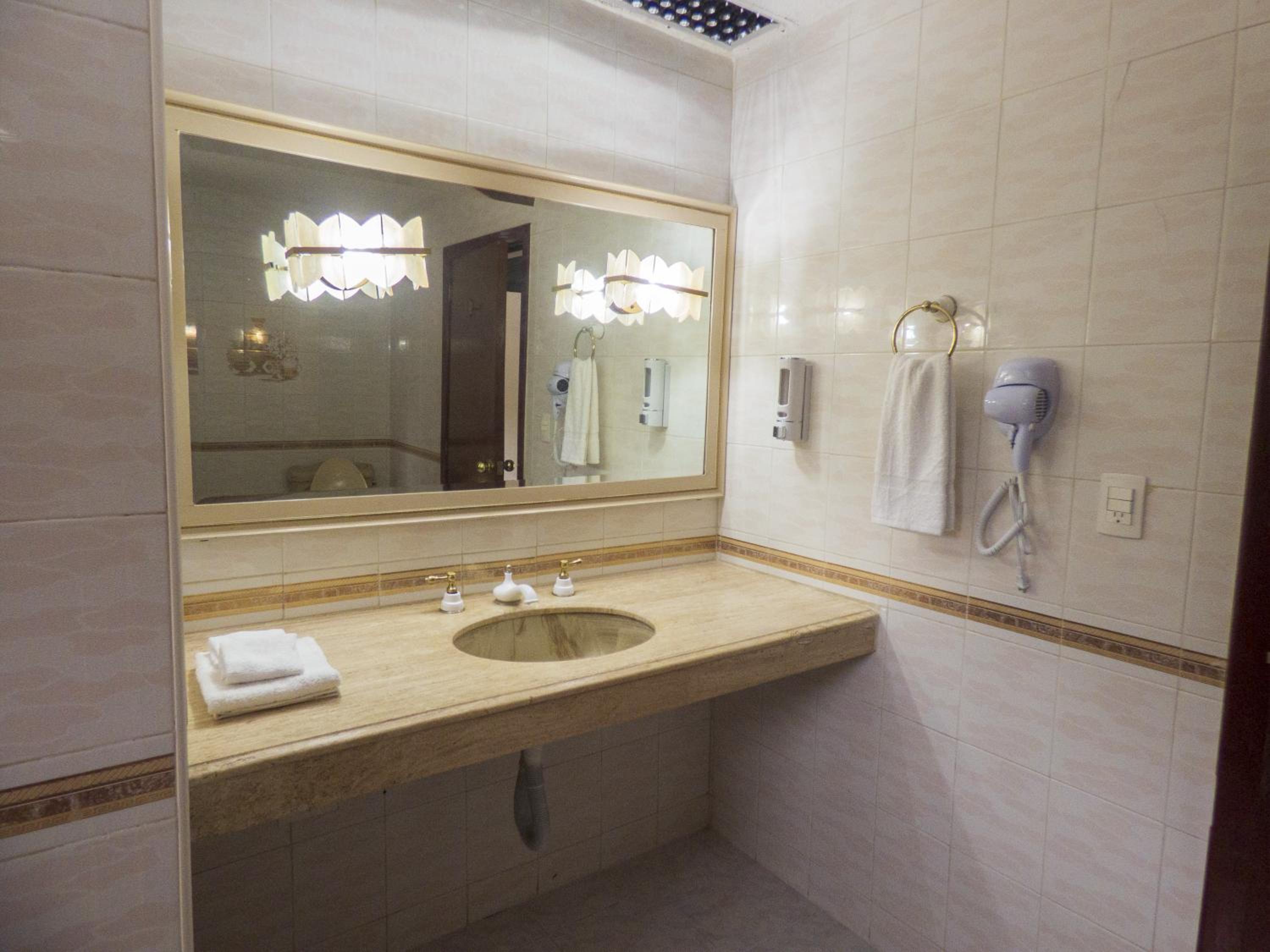 King Suite with Spa Bath