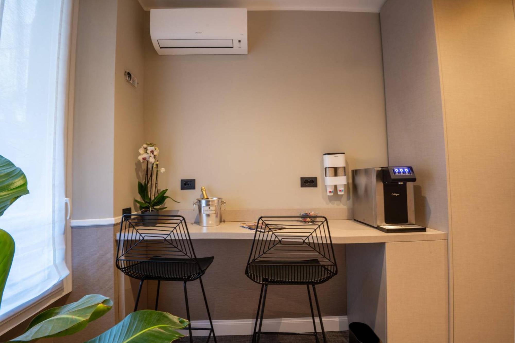 Deluxe Double or Twin Room with Garden View photo 2