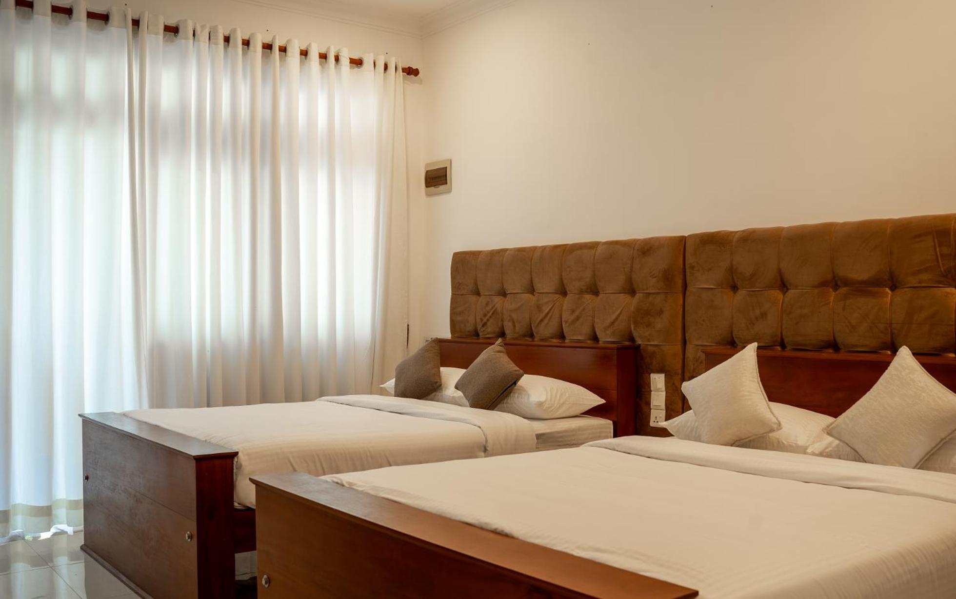 Deluxe King Room photo 3