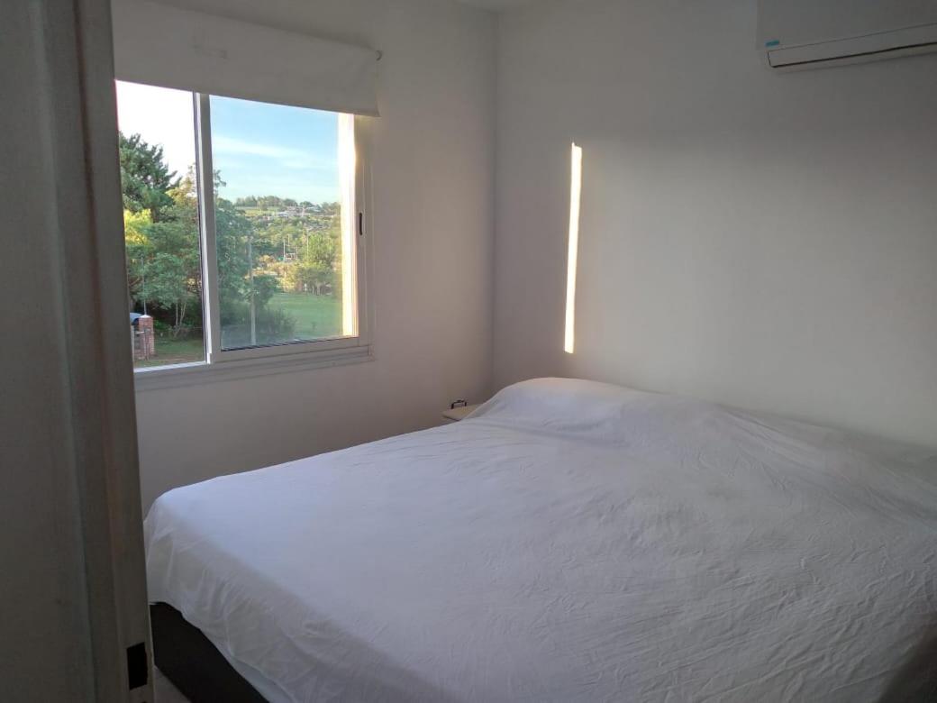 One-Bedroom House photo 2