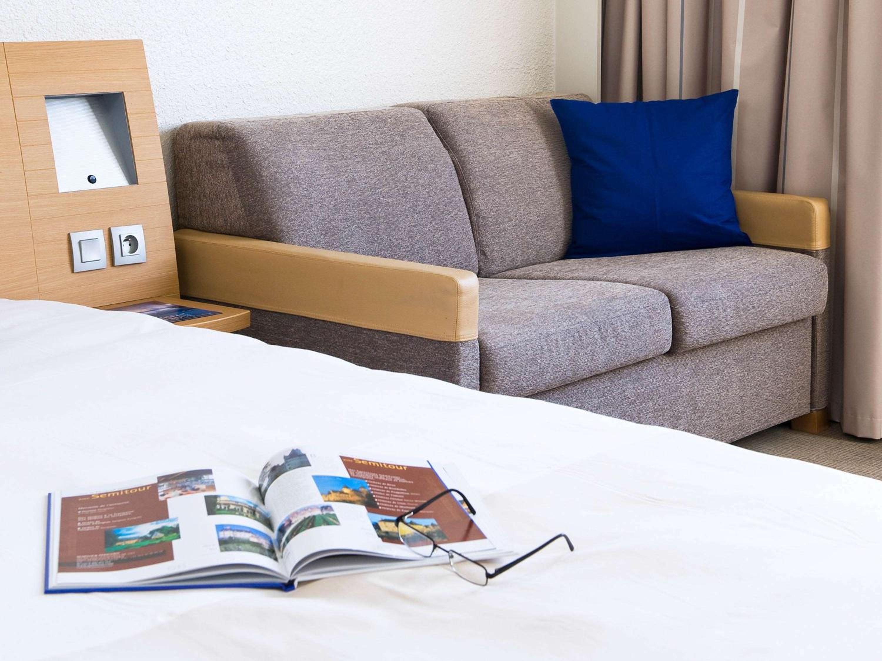 Classic Double Room With Sofa - Photo 6