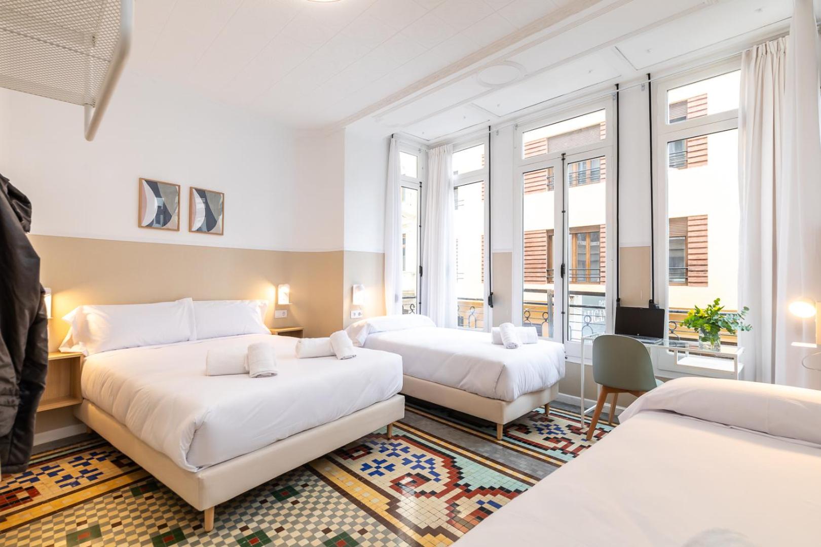 Habitación Triple con Vista a la Ciudad