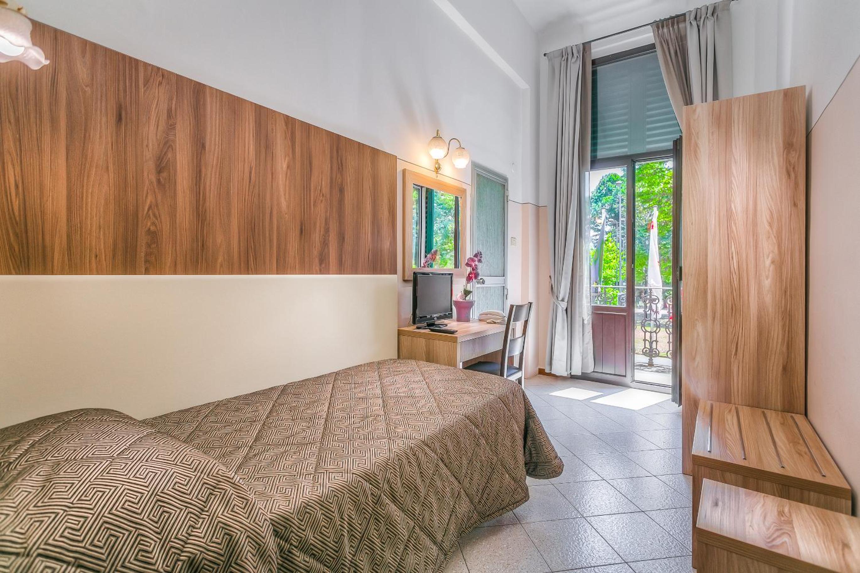 Single Room photo 3