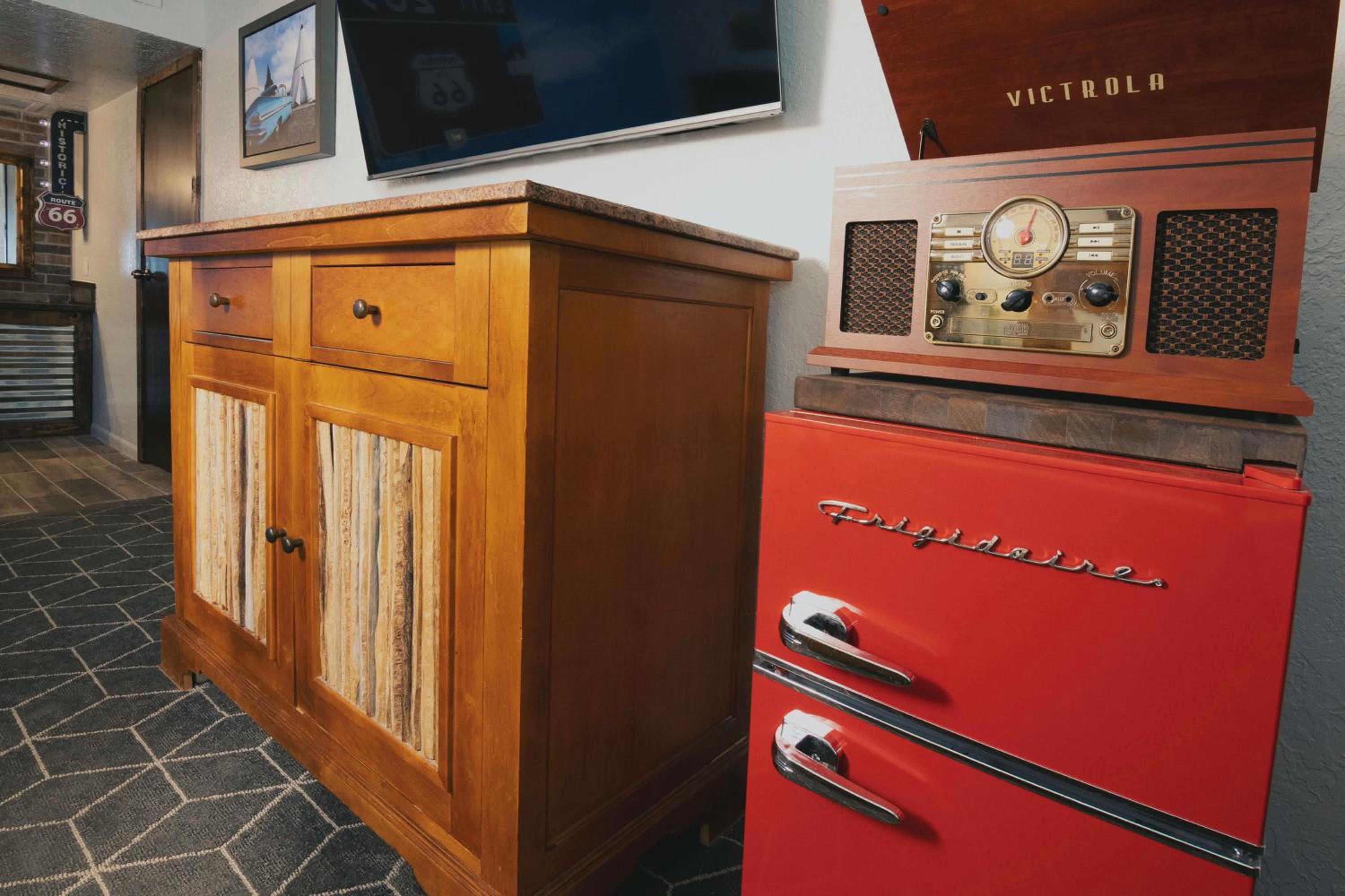 Standard Queen Room - Photo 4