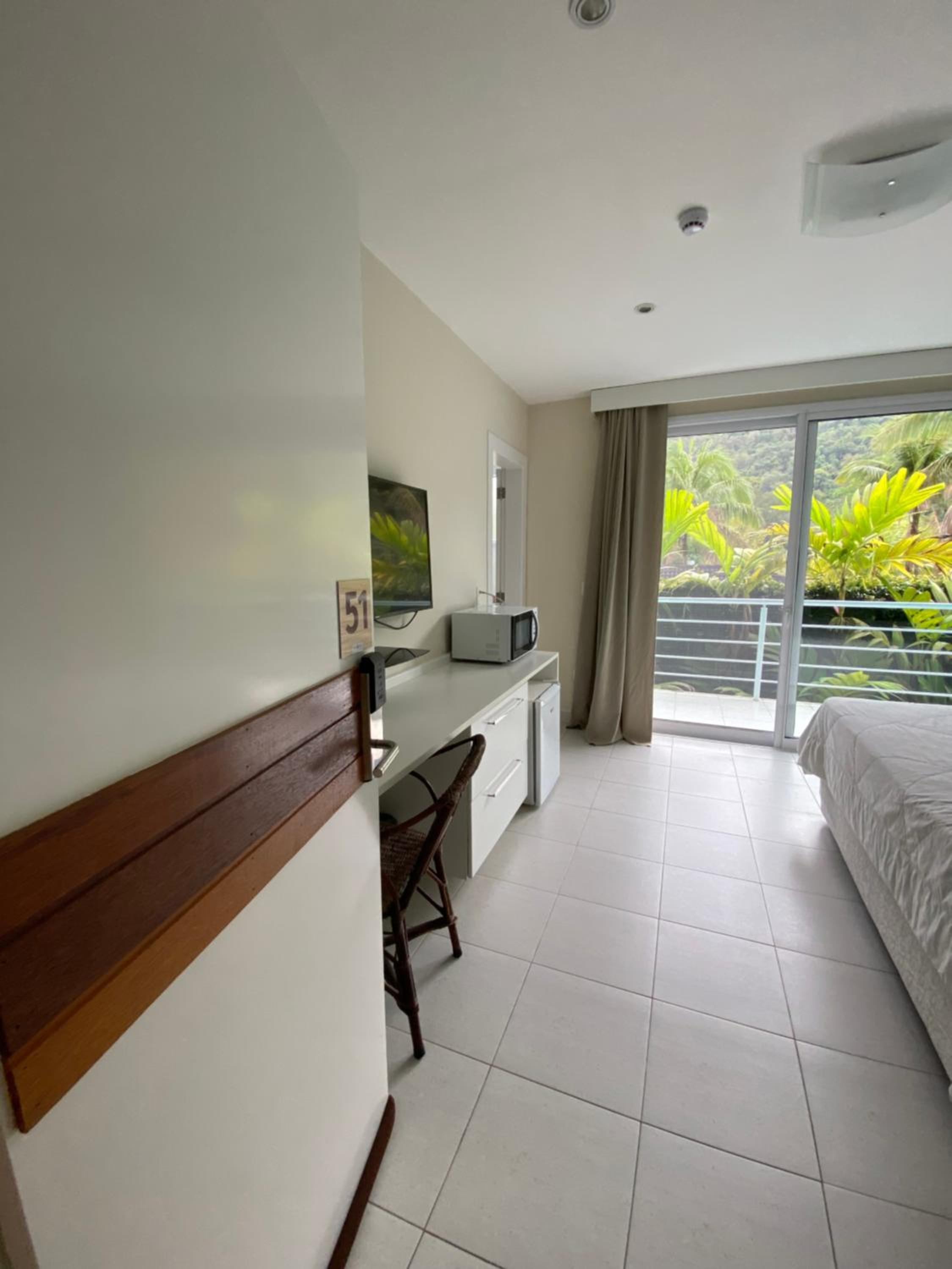 Suite with Hot Tub - Children not allowed - Photo 9