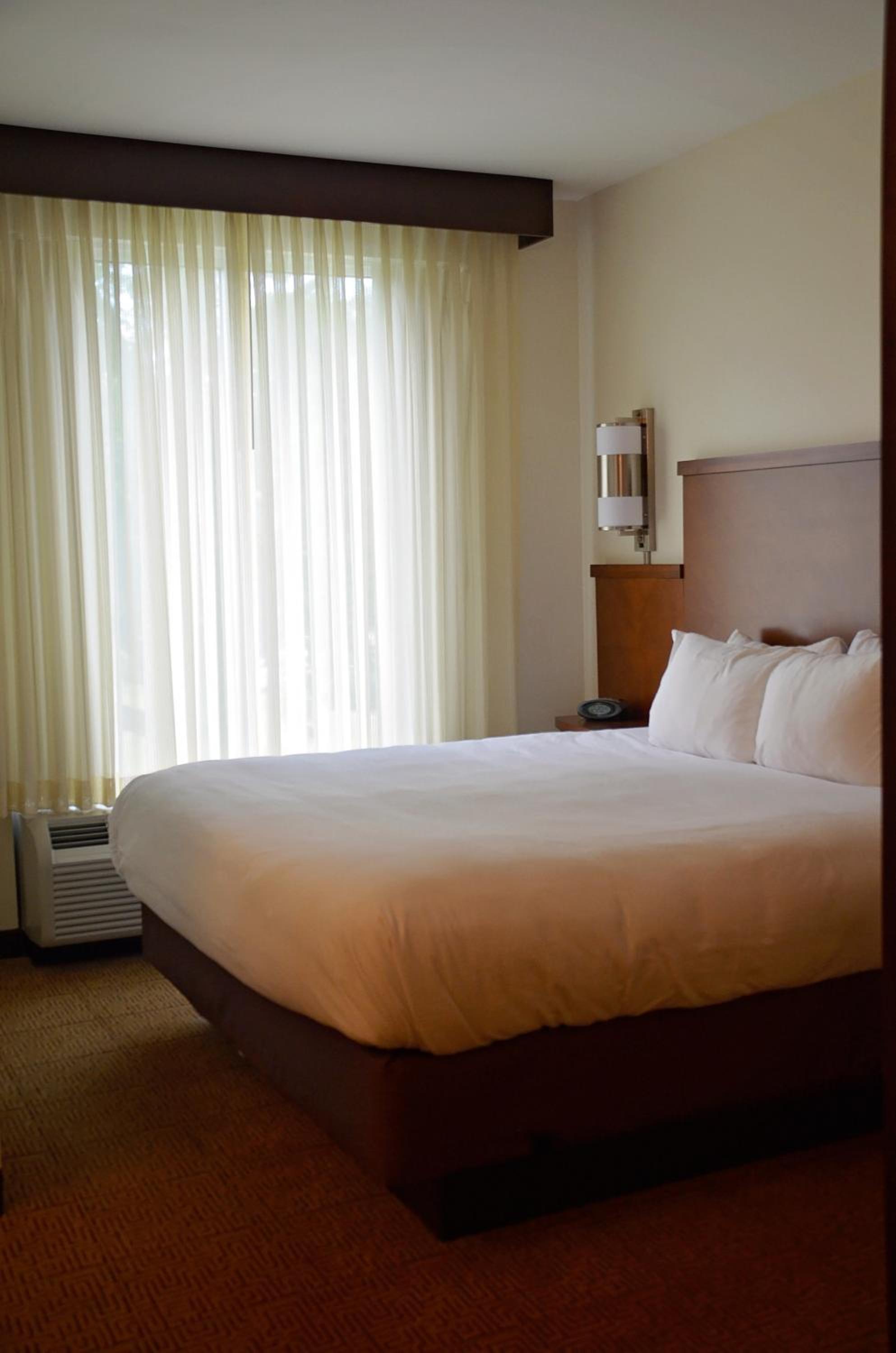 King Room with Sofa Bed - High Floor - Photo 8