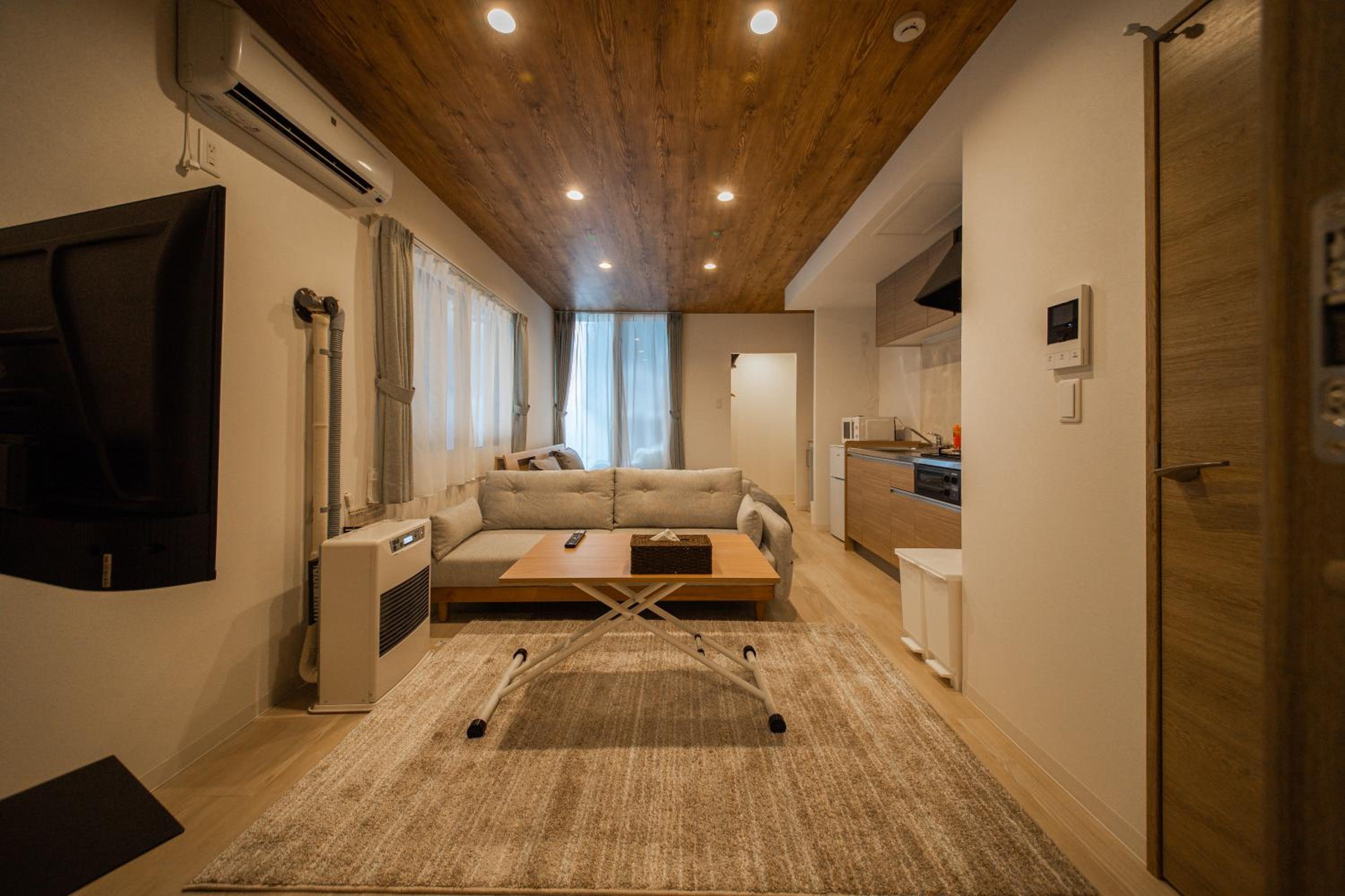 One-Bedroom Apartment photo 3