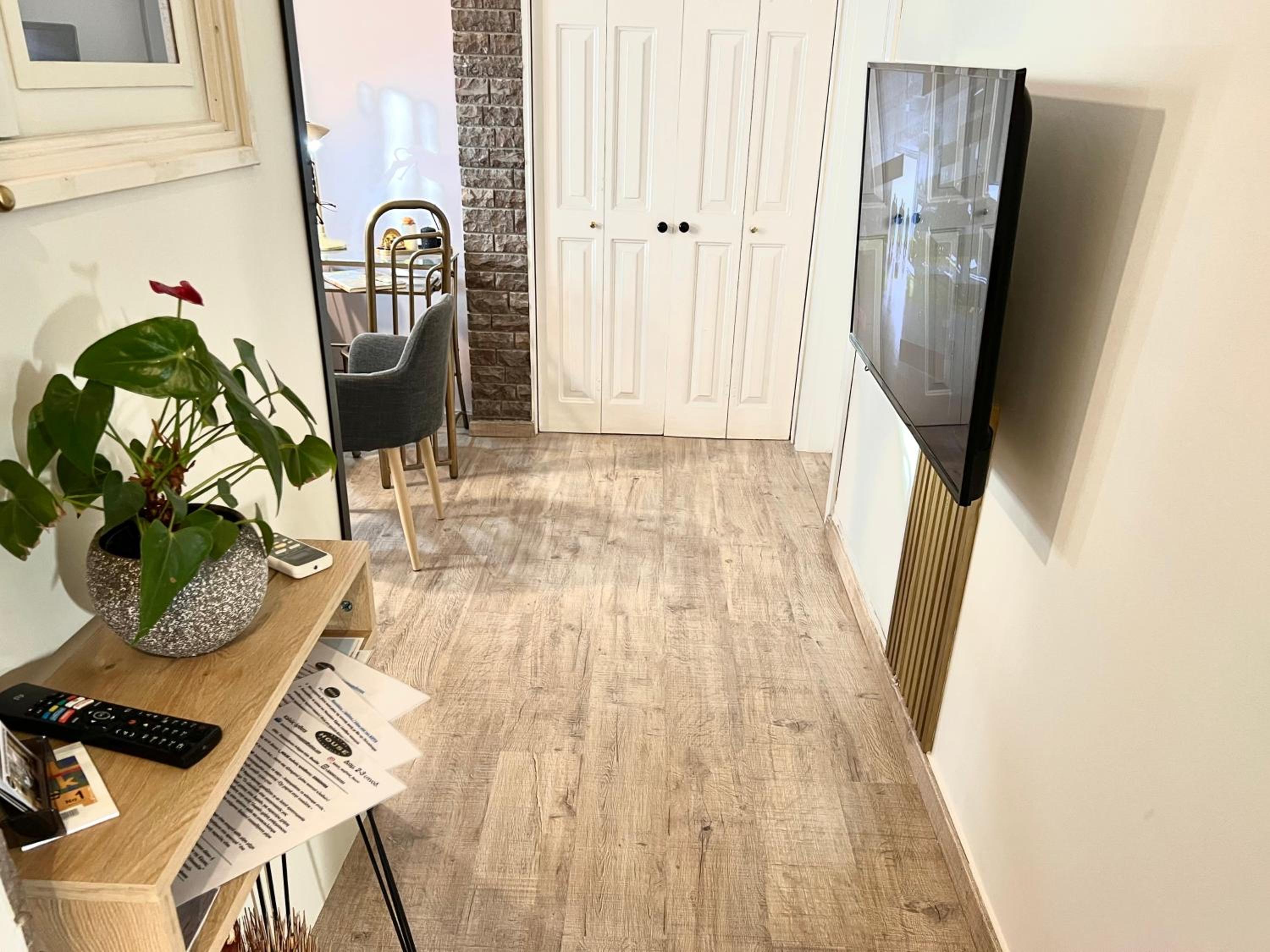 Three-Bedroom Apartment - Photo 49