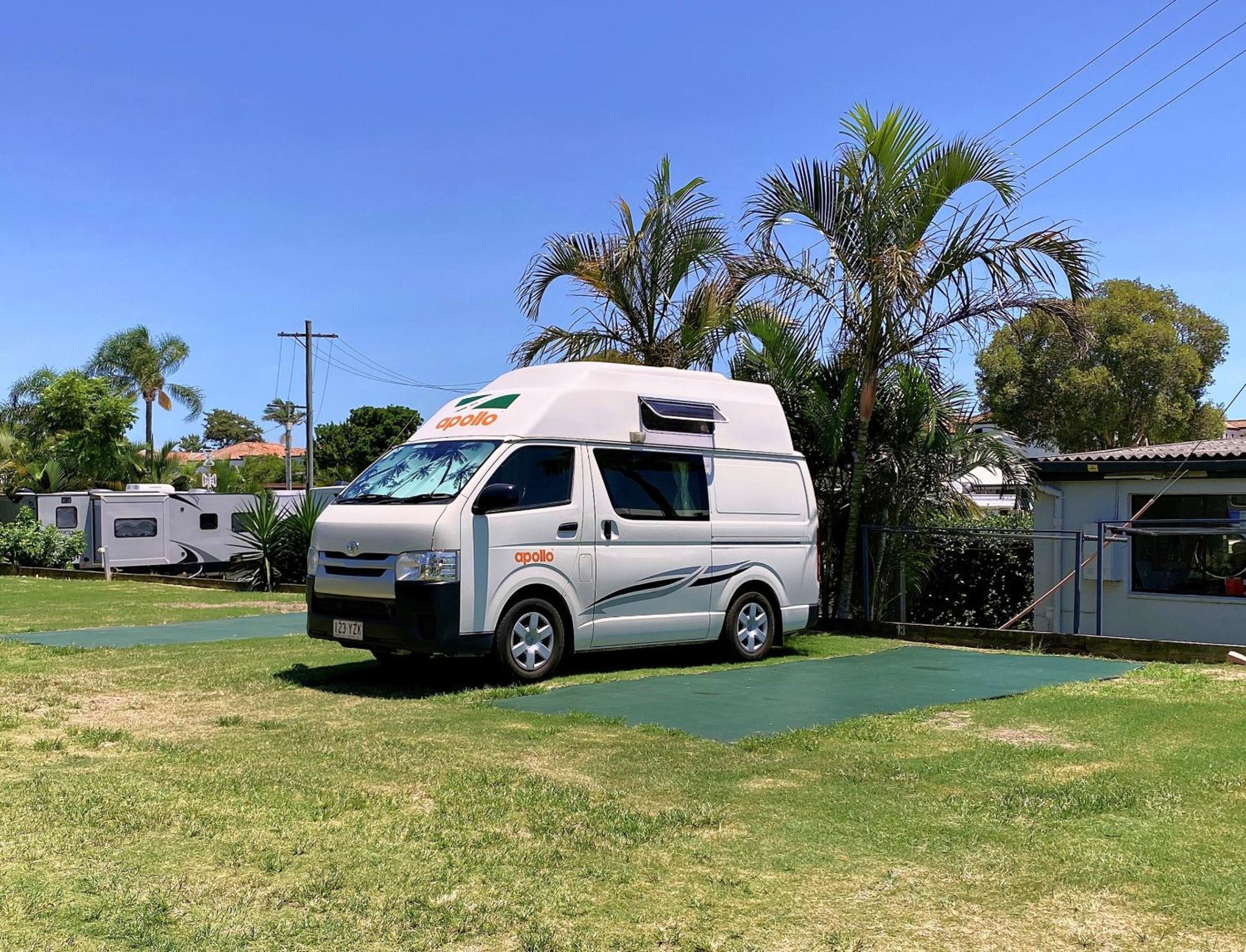 Garden Premium Powered Sites With Shared Bathroom - Bring Your Own Caravan Or Tent