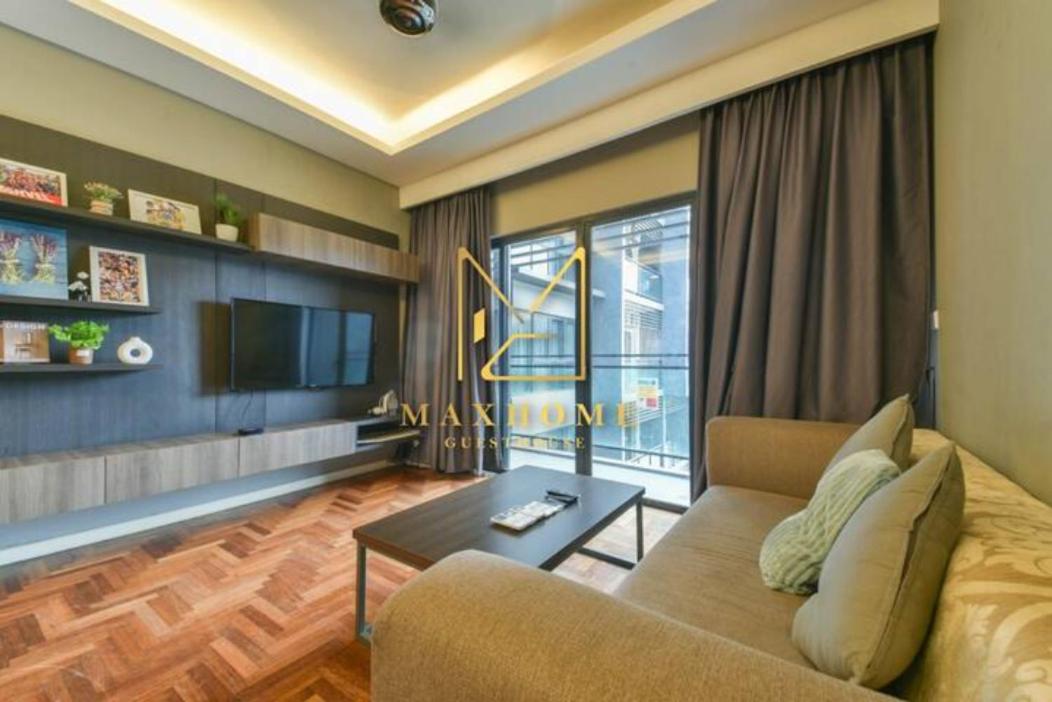 Three-Bedroom Apartment photo 3