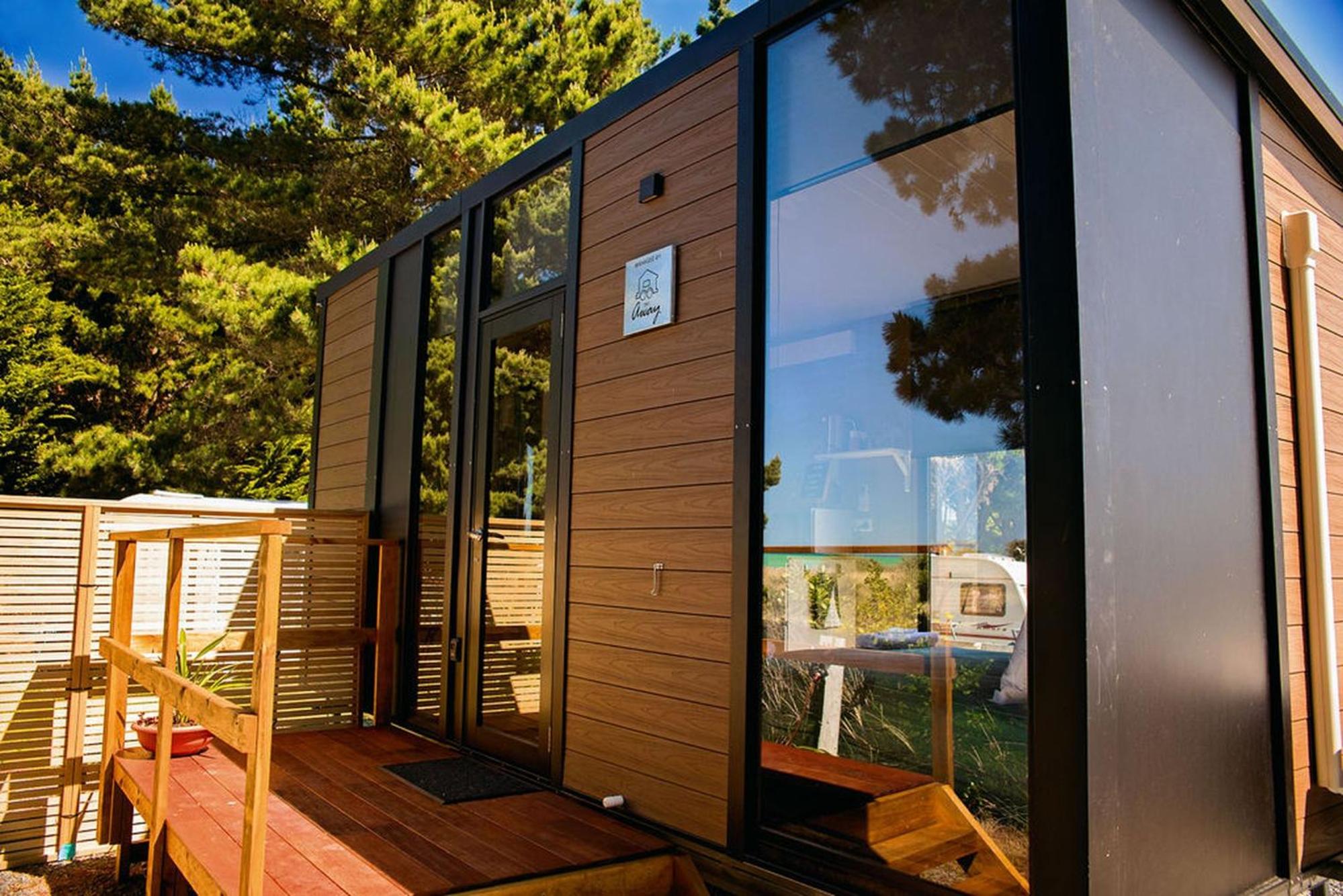 Mobile Home photo 2