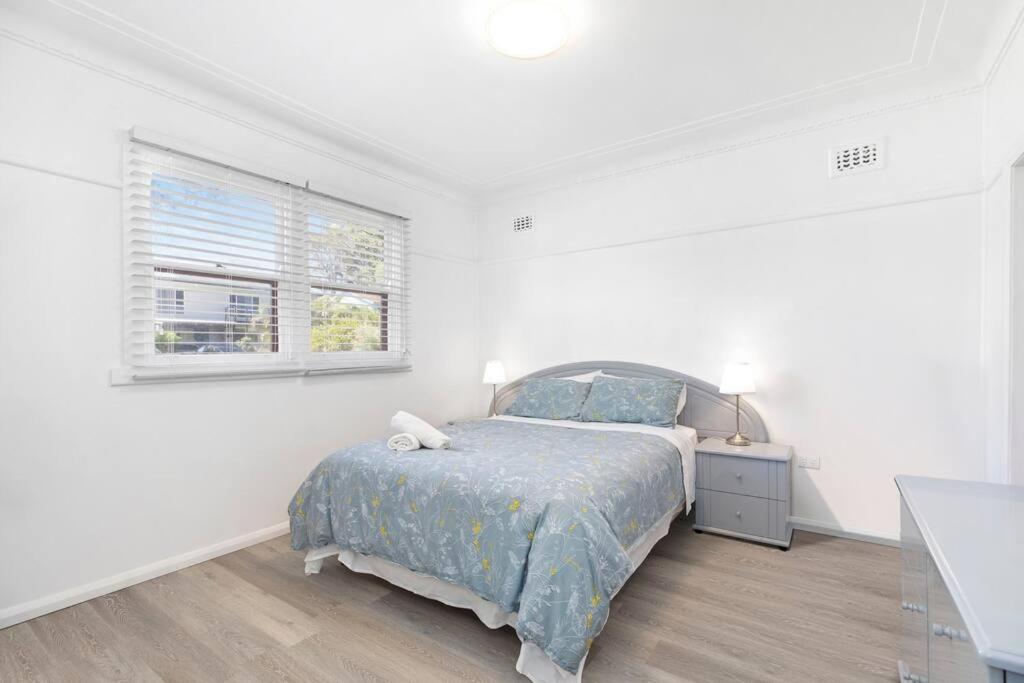 Four-Bedroom House photo 2