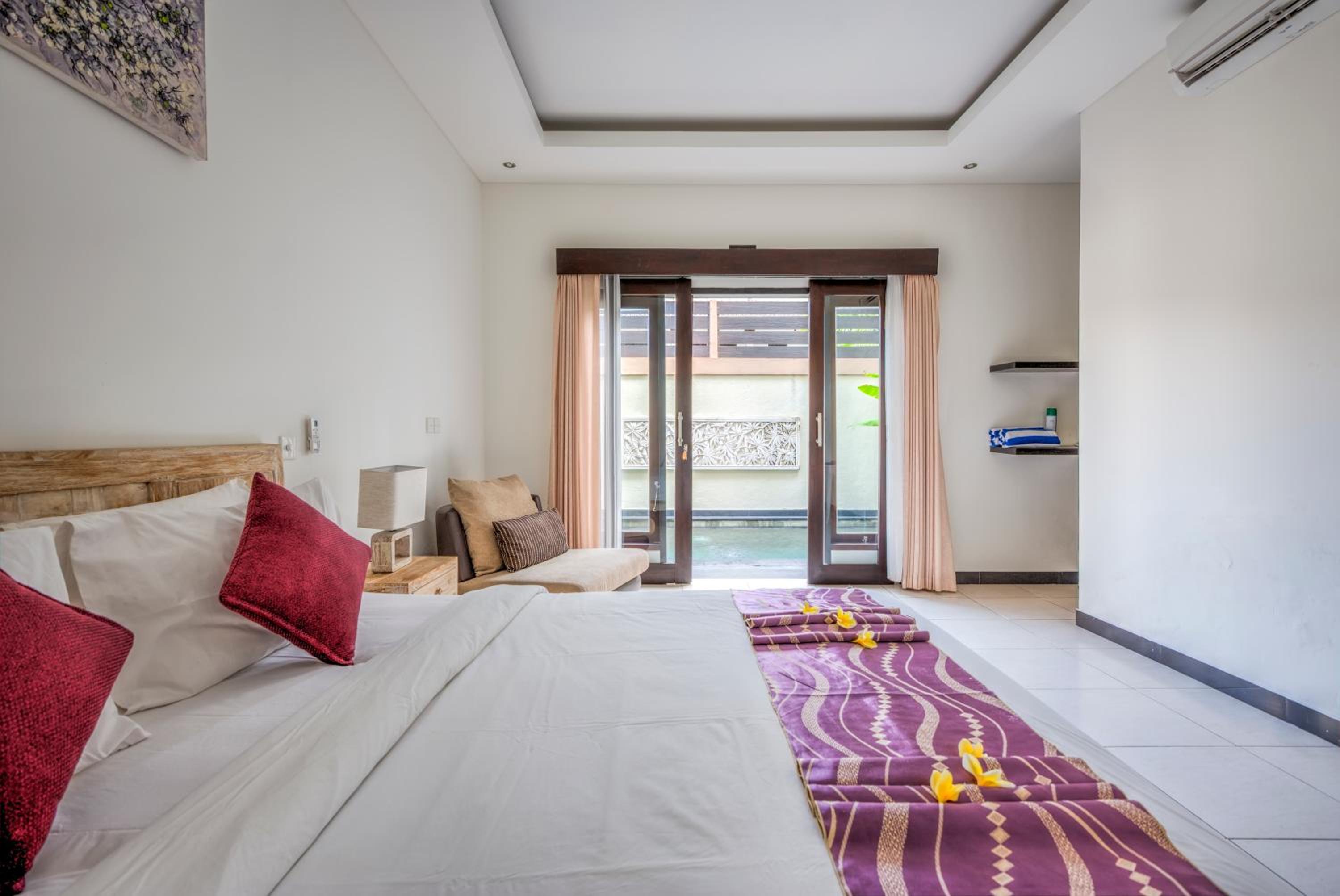 Two Bedroom Villa with Private Pool photo 1