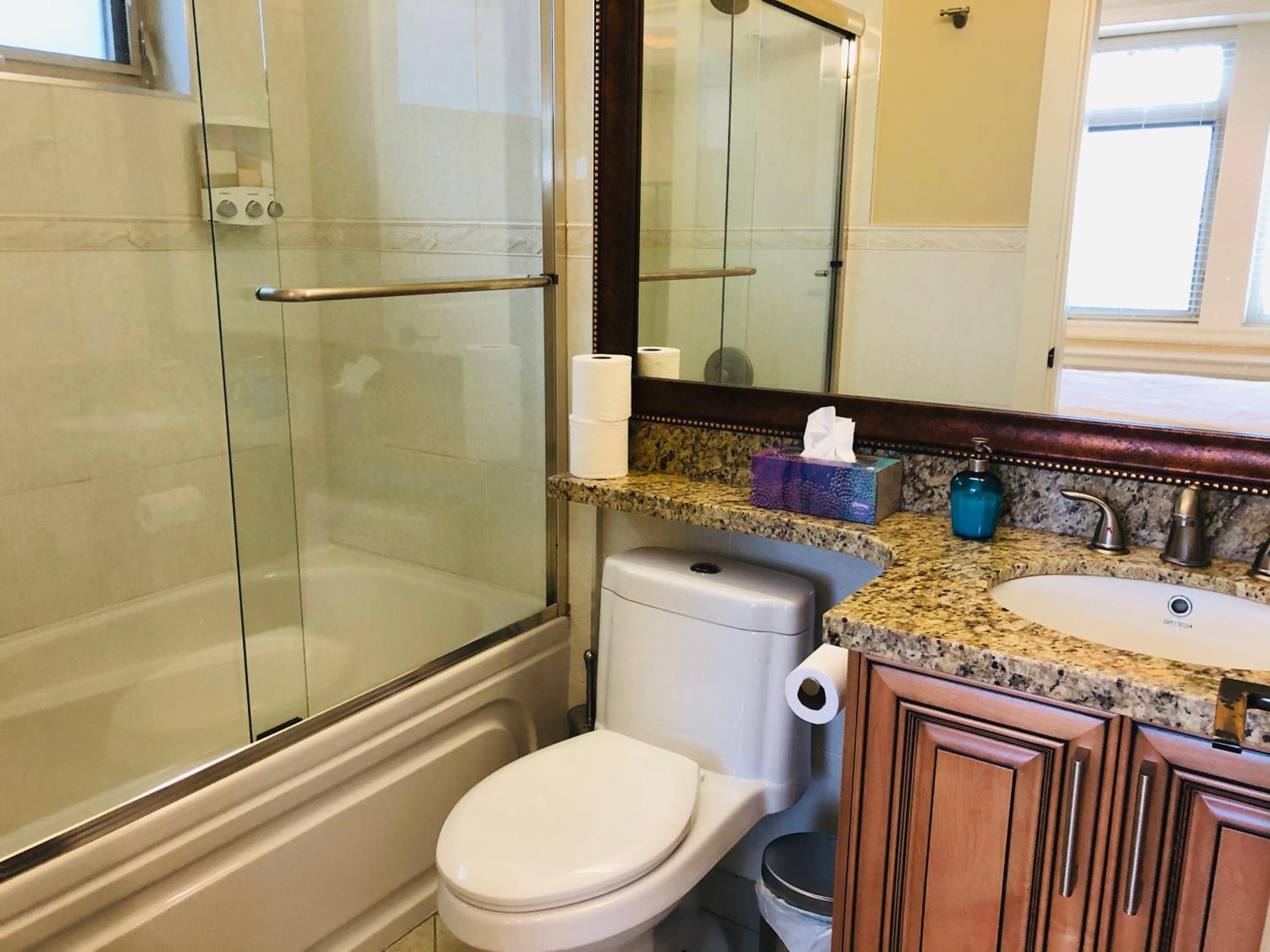 Triple Room With Private Bathroom photo 2