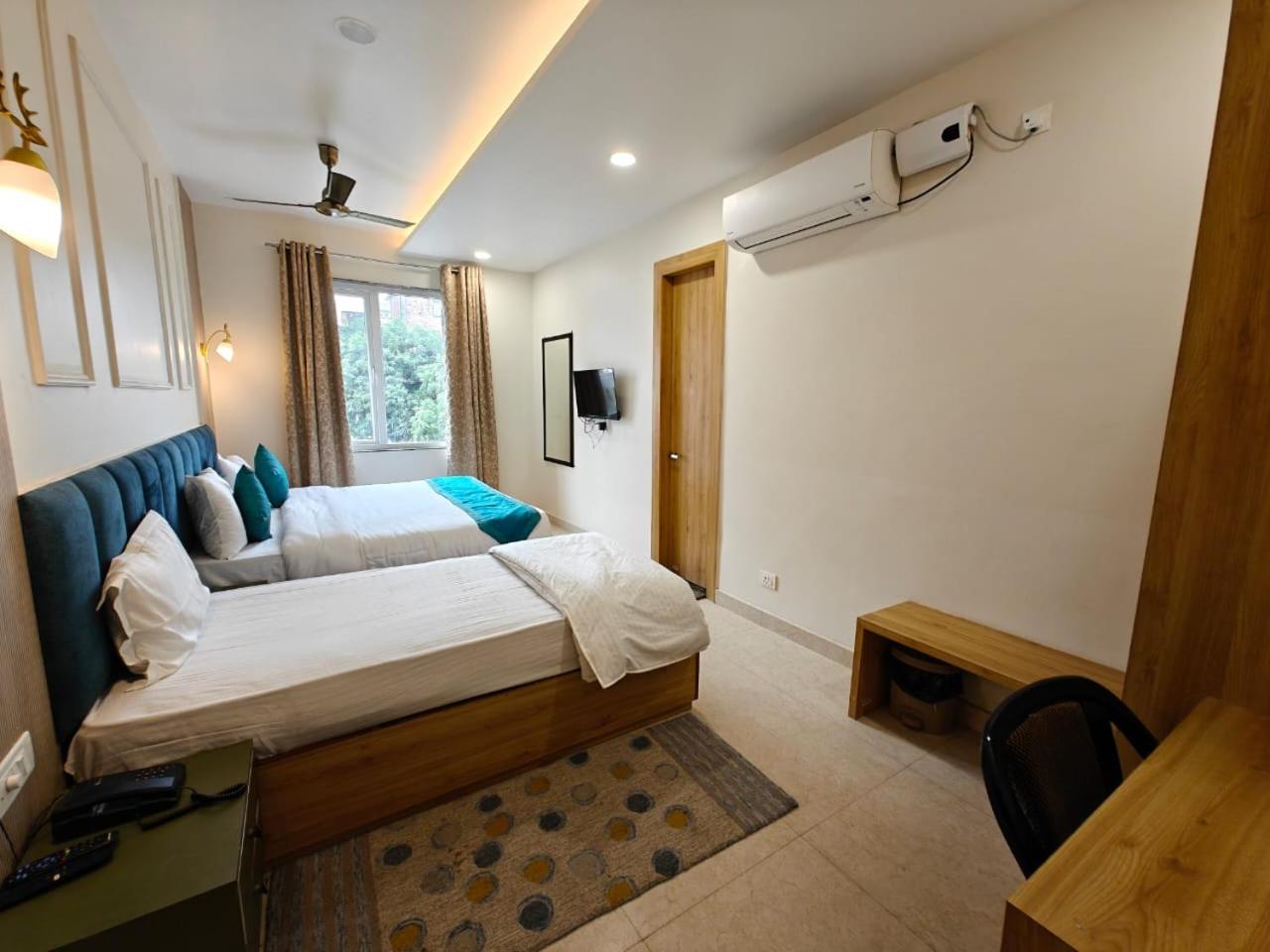 Triple Room with Bathroom photo 1