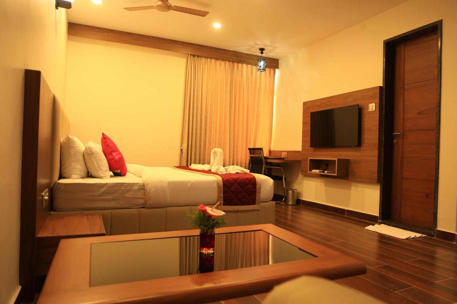 Deluxe Double Room - Photo 3