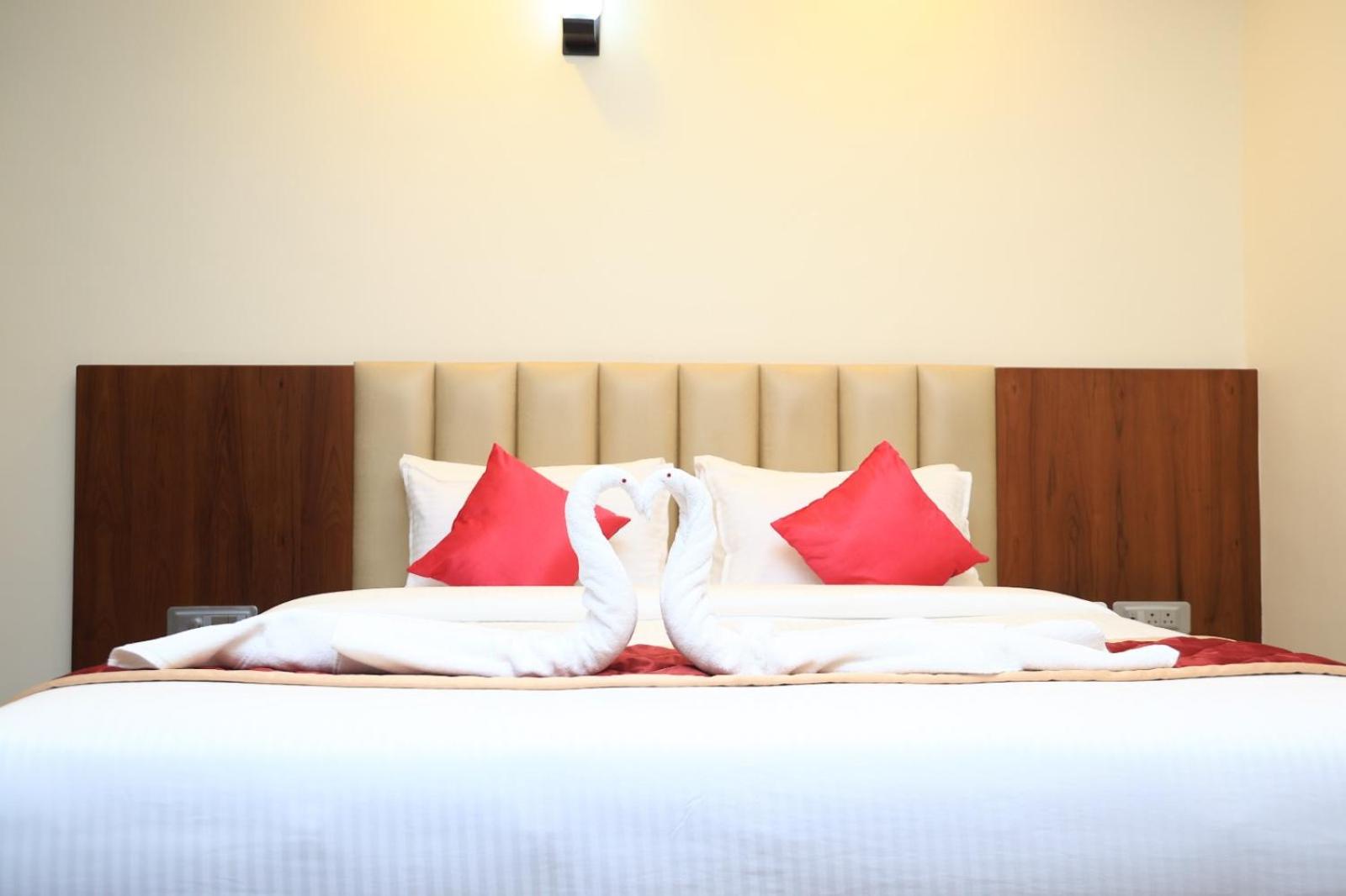 Deluxe Double Room - Photo 1