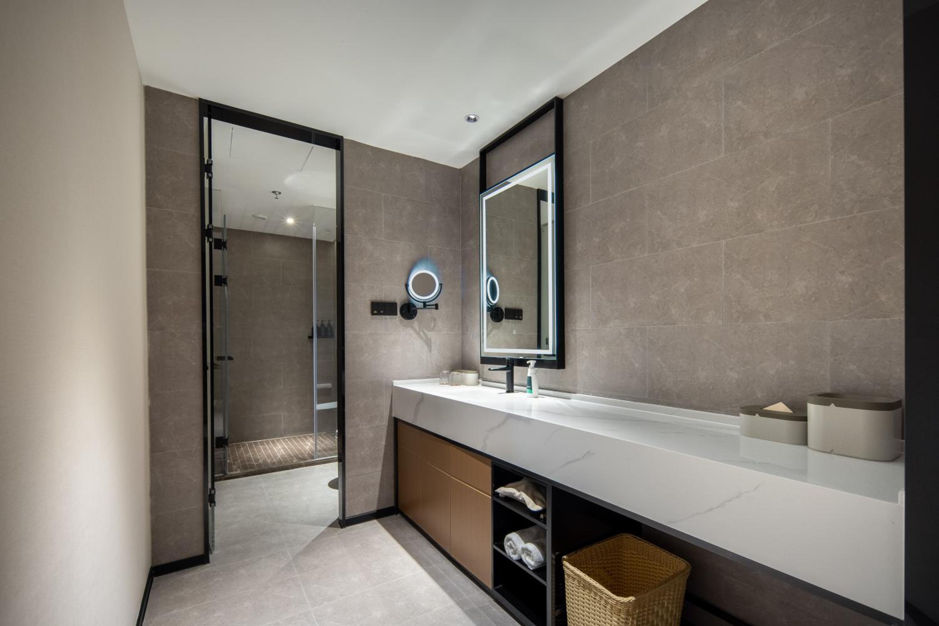 Elegant Double Room photo 3