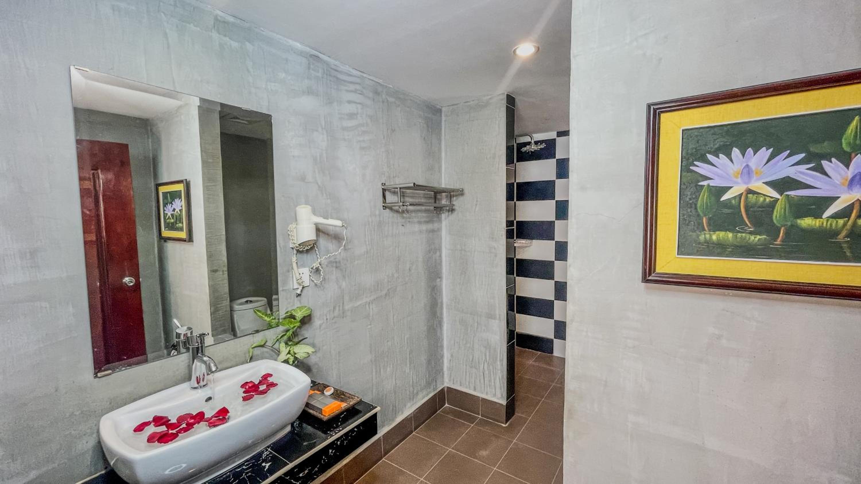 King Suite with Terrace River View - Free Pick Up - Photo 14