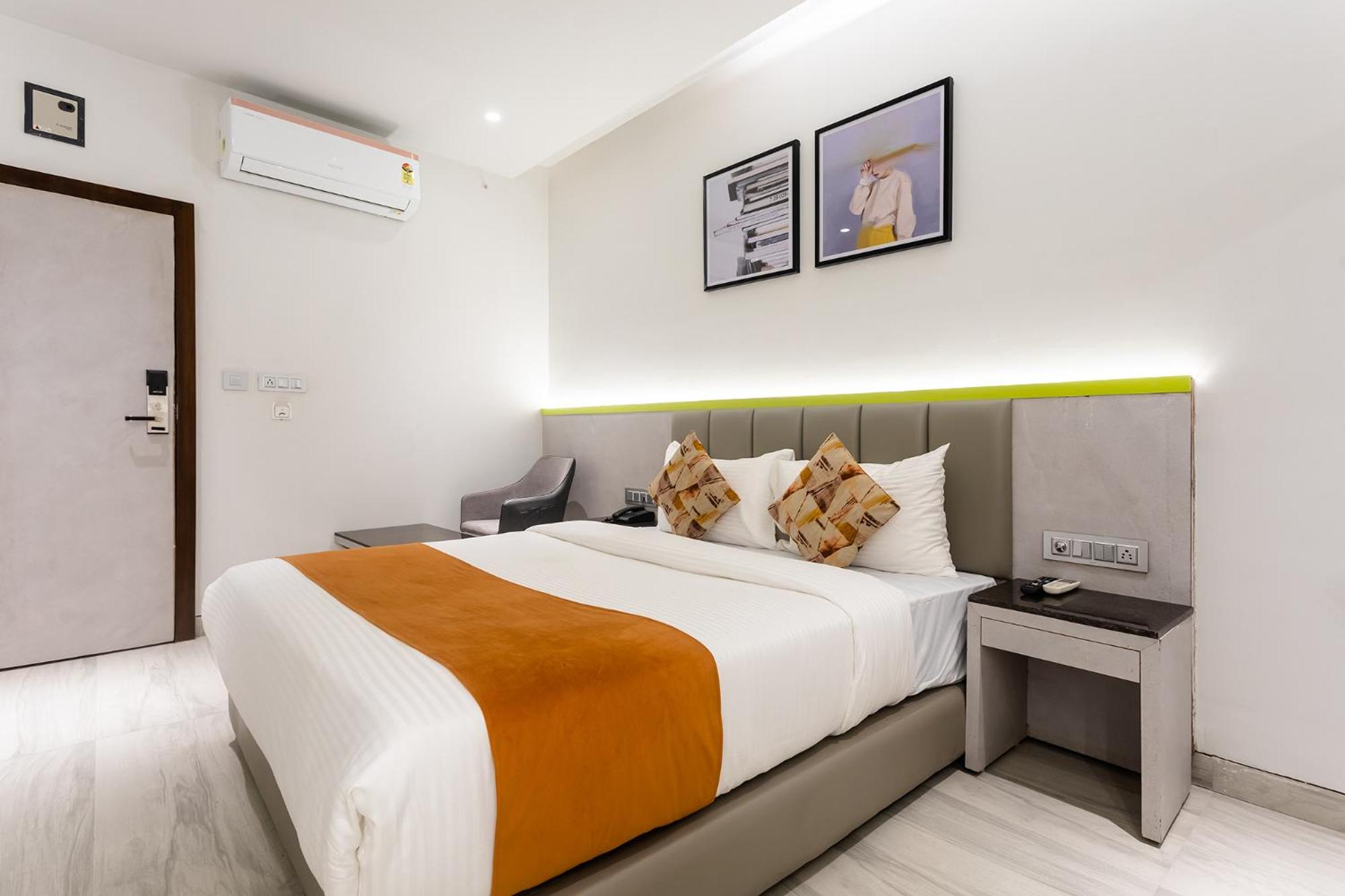 Deluxe Room - Photo 3