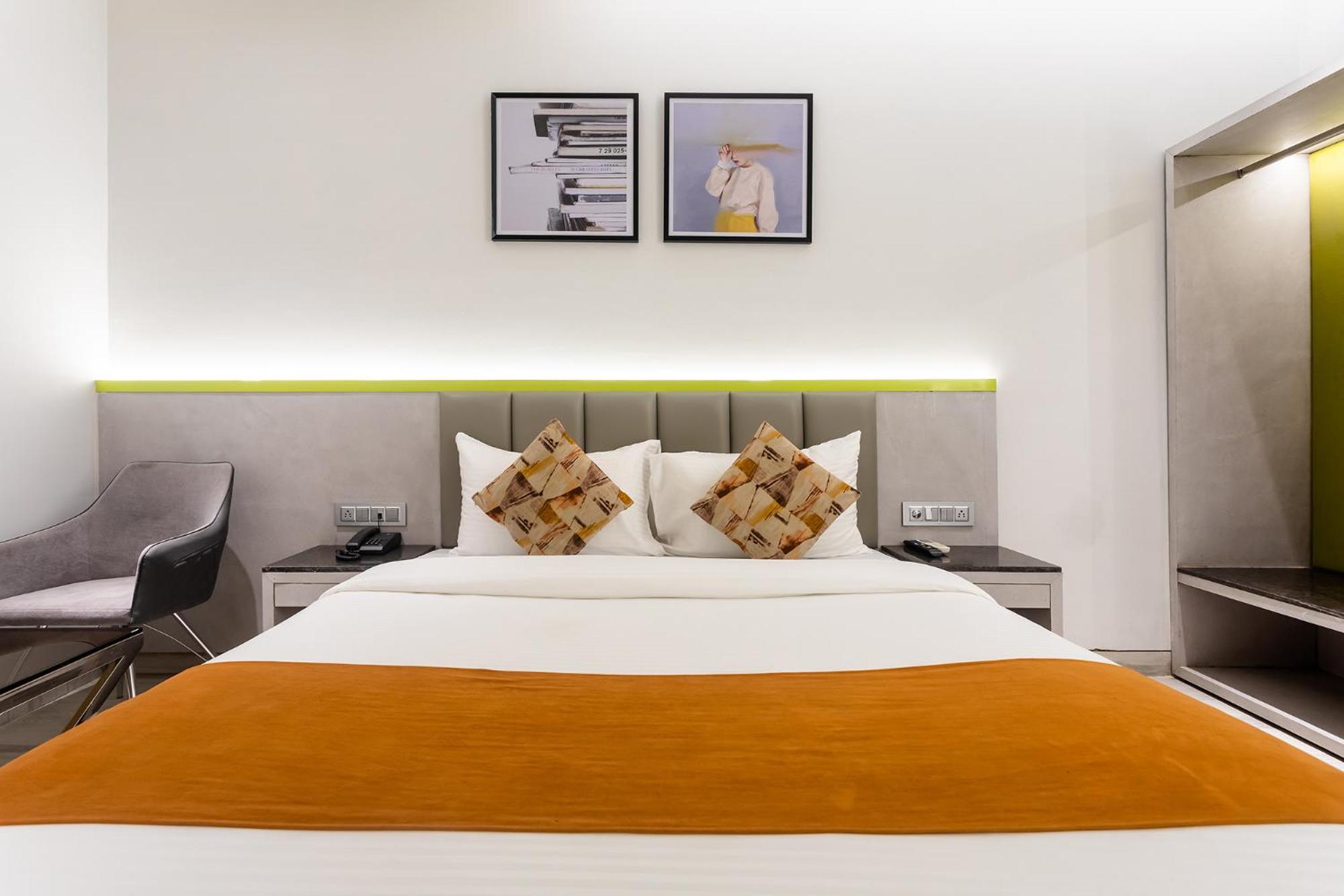 Deluxe Room - Photo 4