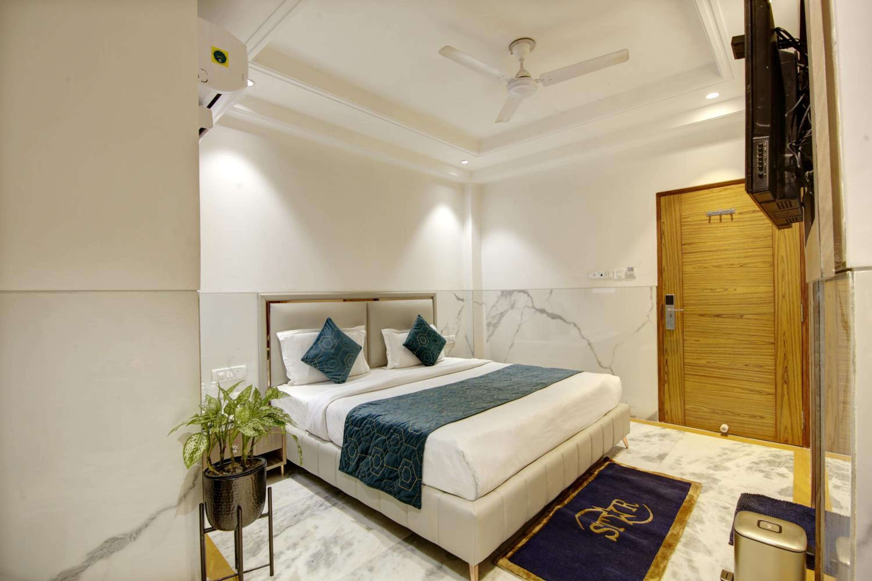 Classic Room - Photo 1