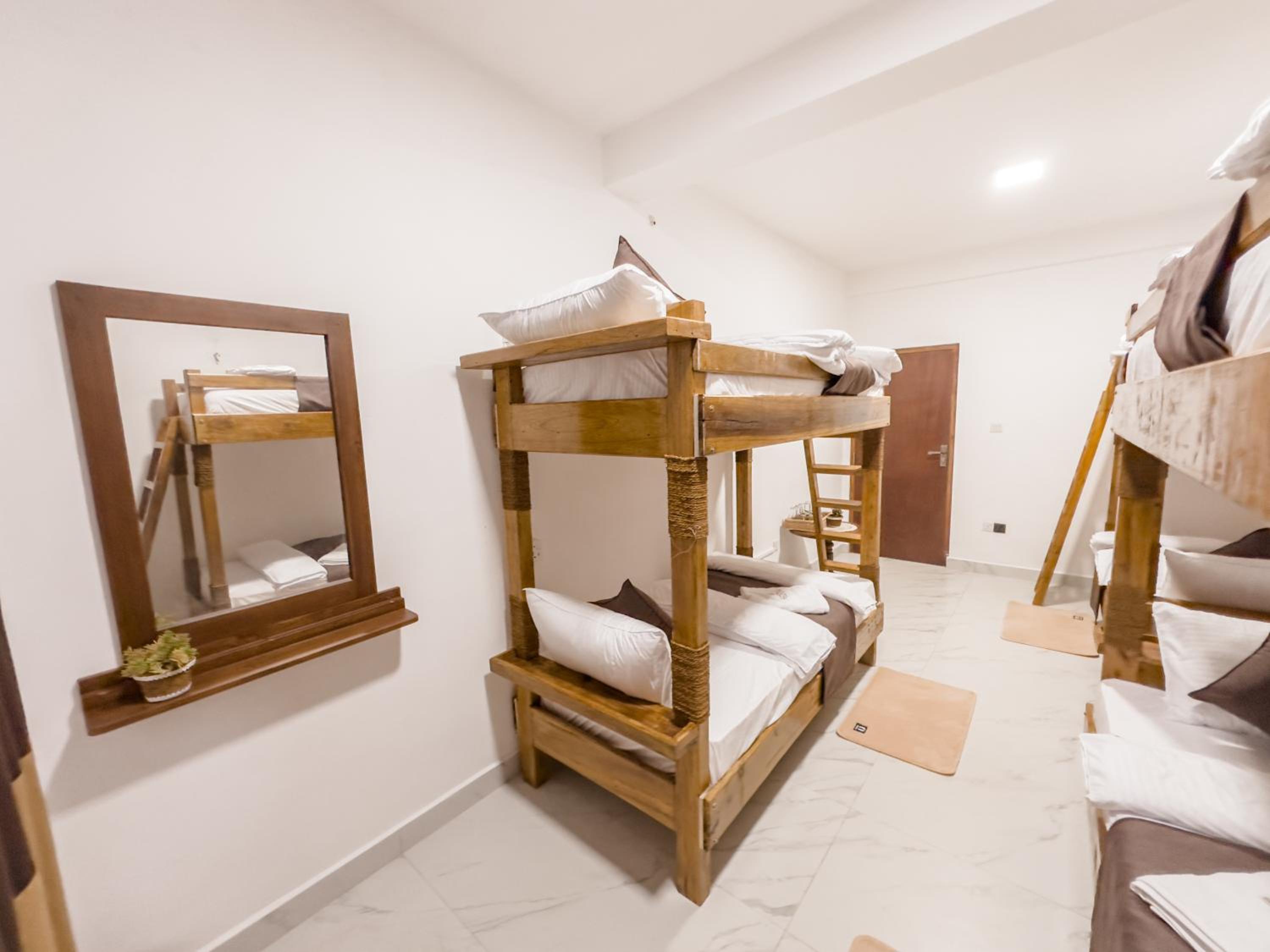 Bed in 6-Bed Mixed Dormitory Room photo 2